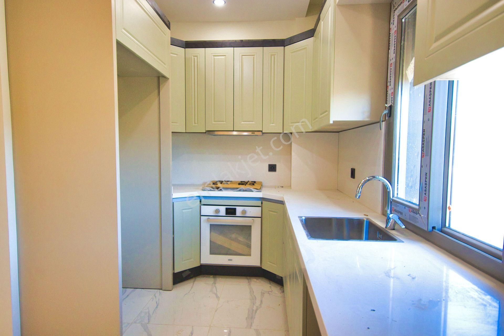 Aktiften Kadıköyde Satılık Mimarisiyle Büyüleyen Yüzme Havuzlu 3wcli 3+1villa - Görsel 3