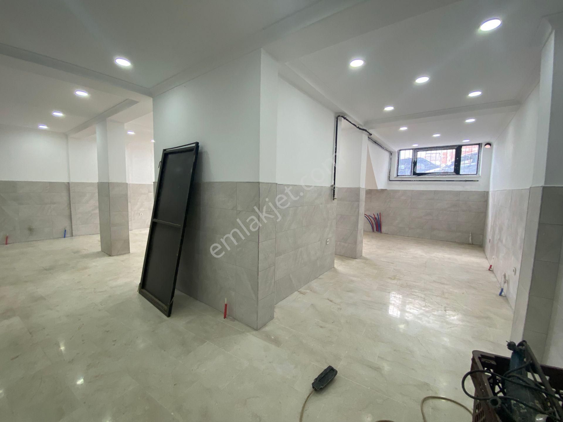 Avrupa Emlak Tan Esenler Fatih Mah 120m² Zemin Dükkan,arkada Üzeri Kapalı Bahçesi İle Birlikte 150m² - Görsel 3