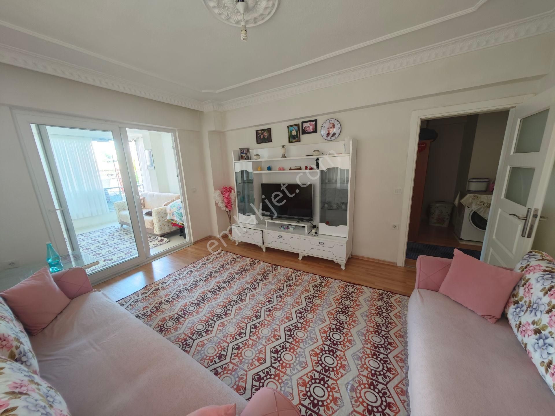 Didim Yeni Mahallede Satılık 2+1 Ayrı Mutfak Daire - Görsel 6