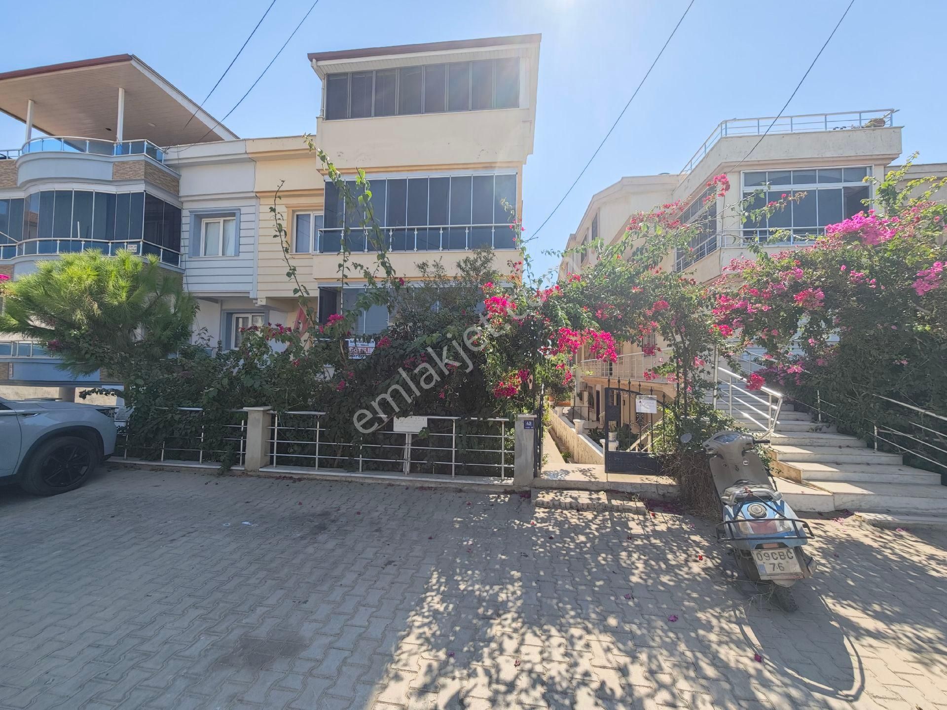 Didim Yeni Mahallede Satılık 2+1 Ayrı Mutfak Daire - Görsel 25