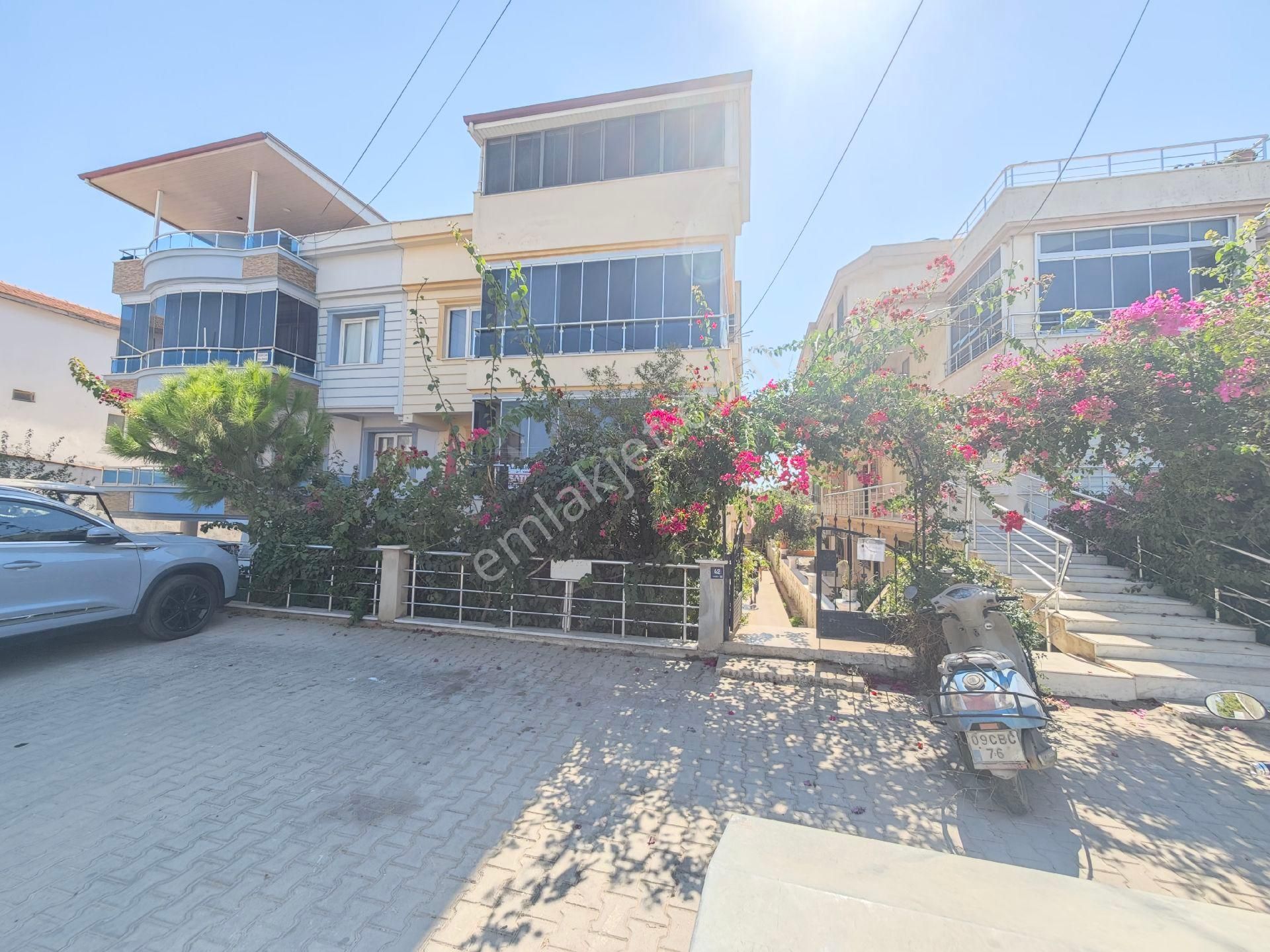 Didim Yeni Mahallede Satılık 2+1 Ayrı Mutfak Daire - Görsel 24
