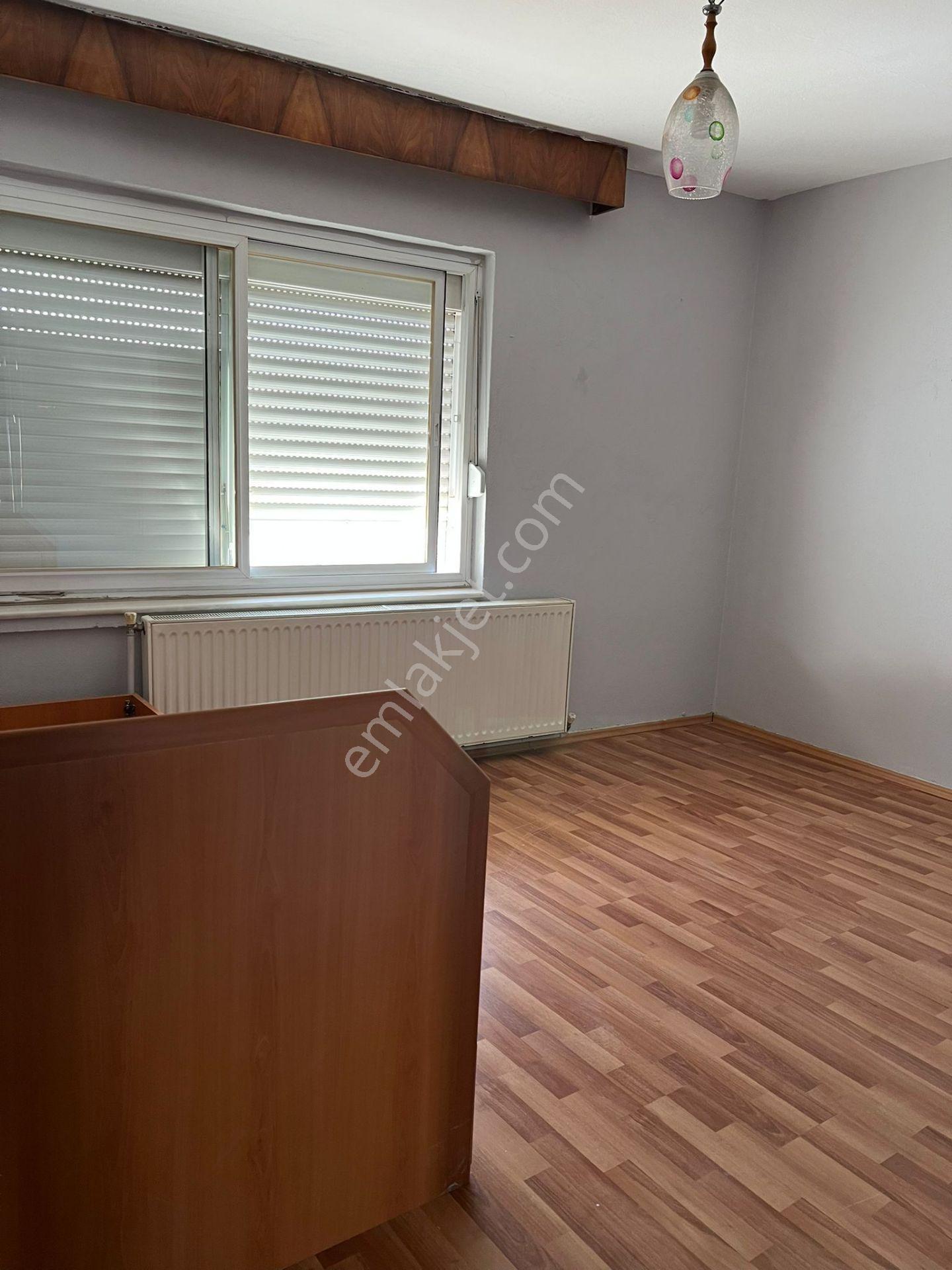 Çarşı İçerisinde 3+1 Ara Kat Doğalgazlı Daire - Görsel 7