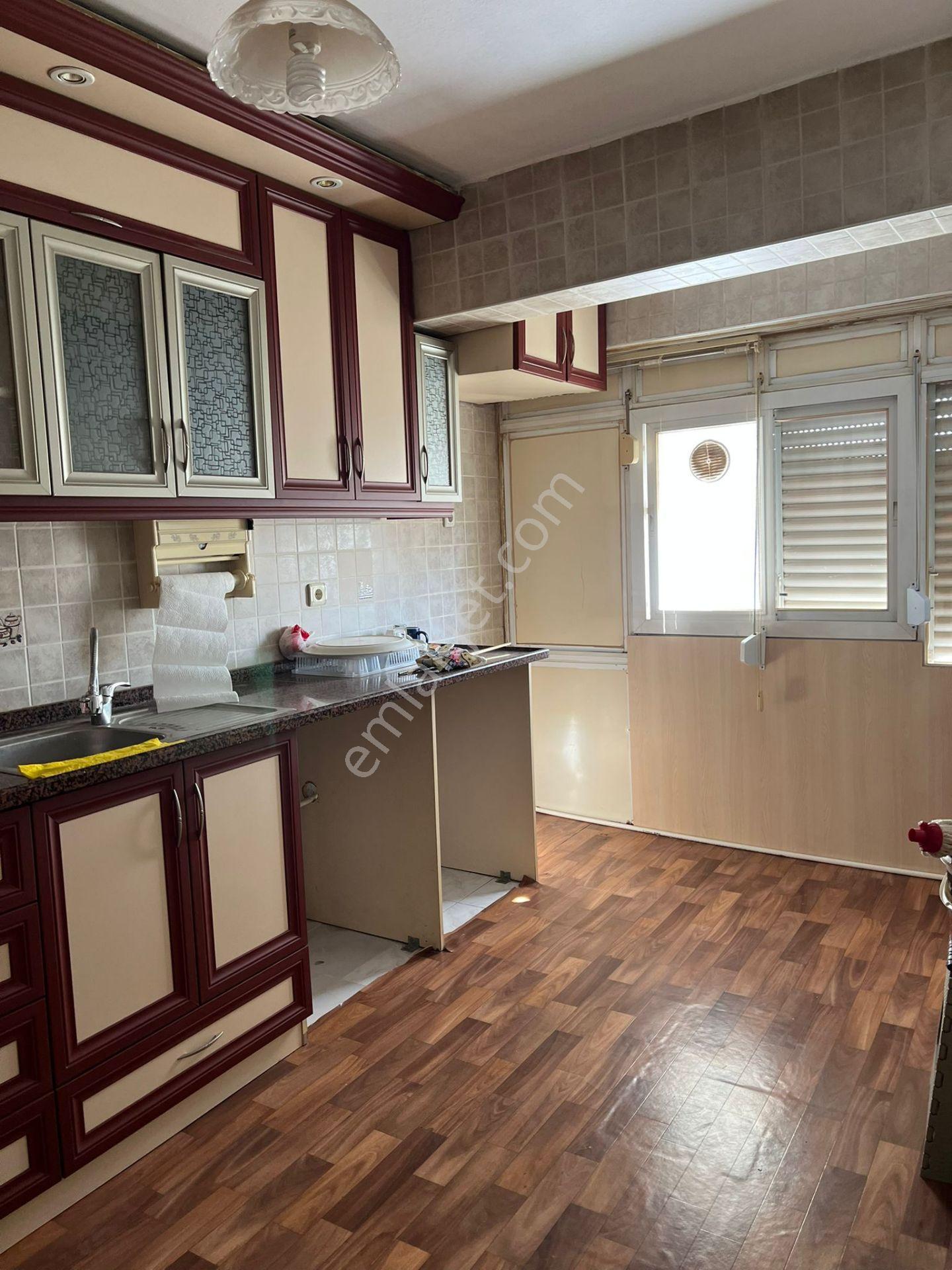 Çarşı İçerisinde 3+1 Ara Kat Doğalgazlı Daire - Görsel 10