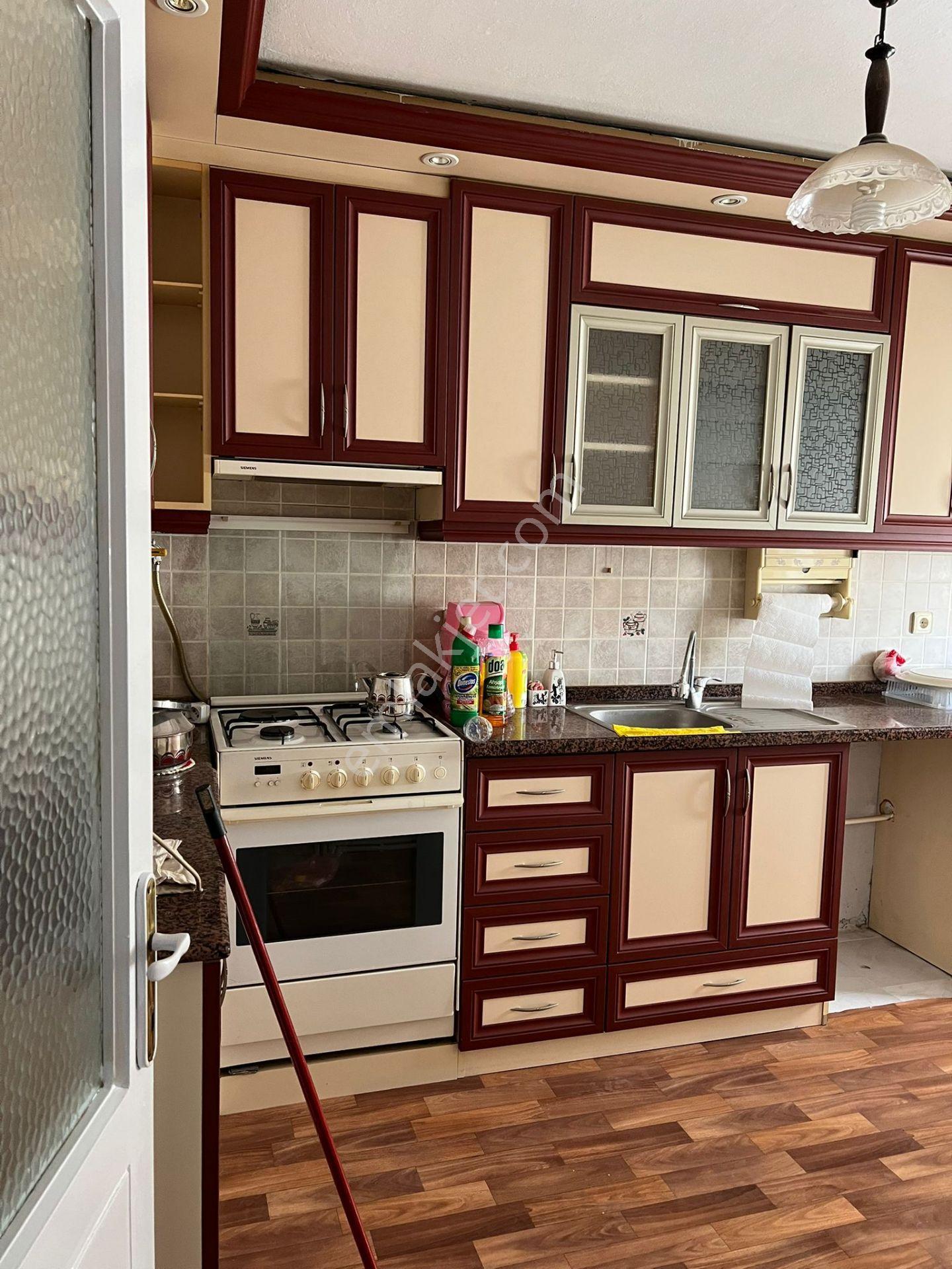 Çarşı İçerisinde 3+1 Ara Kat Doğalgazlı Daire - Görsel 14