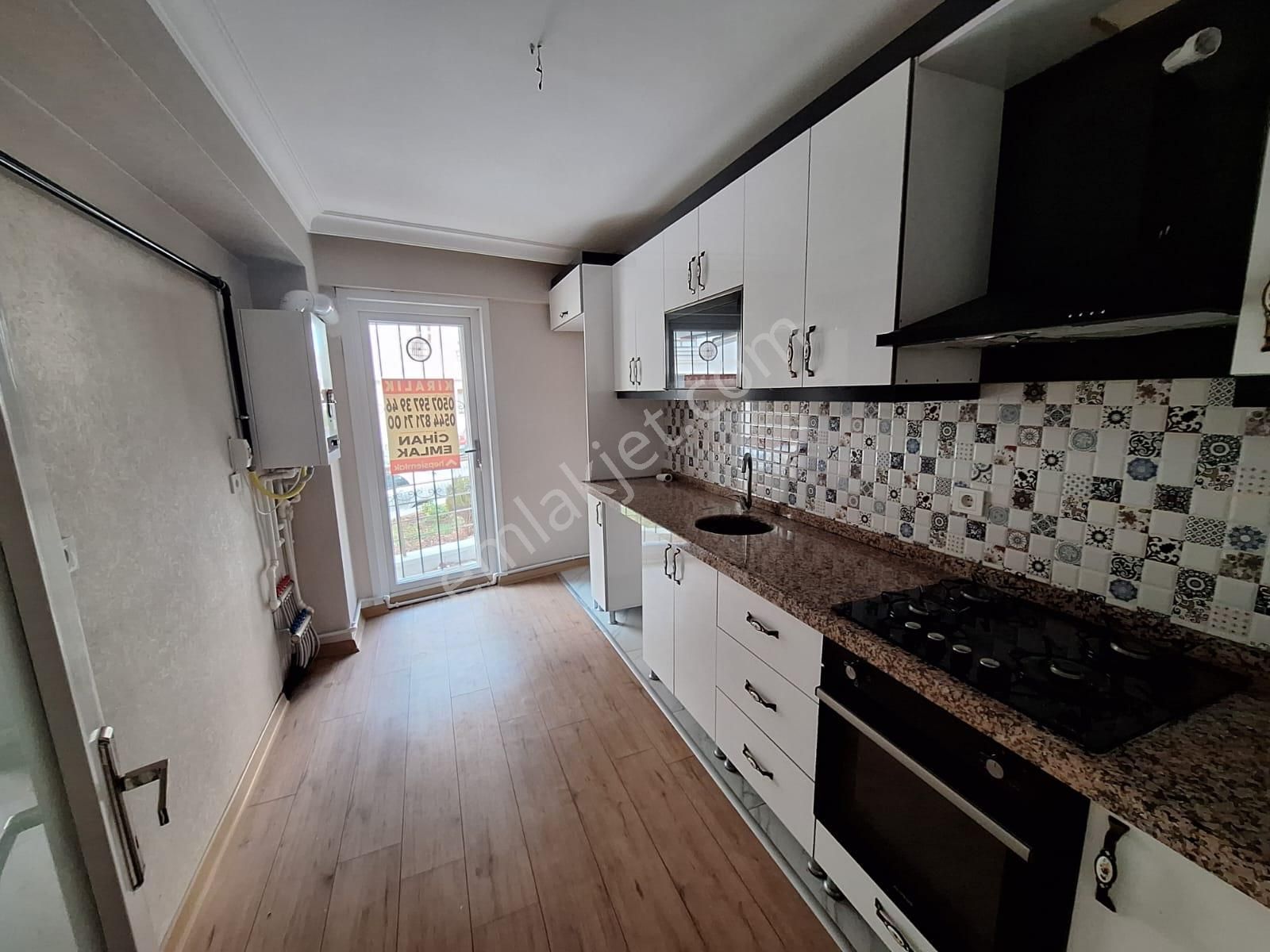 Cihandan Şehit Kübilayda Estergon Cadde Yakını Kiralık 2+1 Daire - Görsel 4