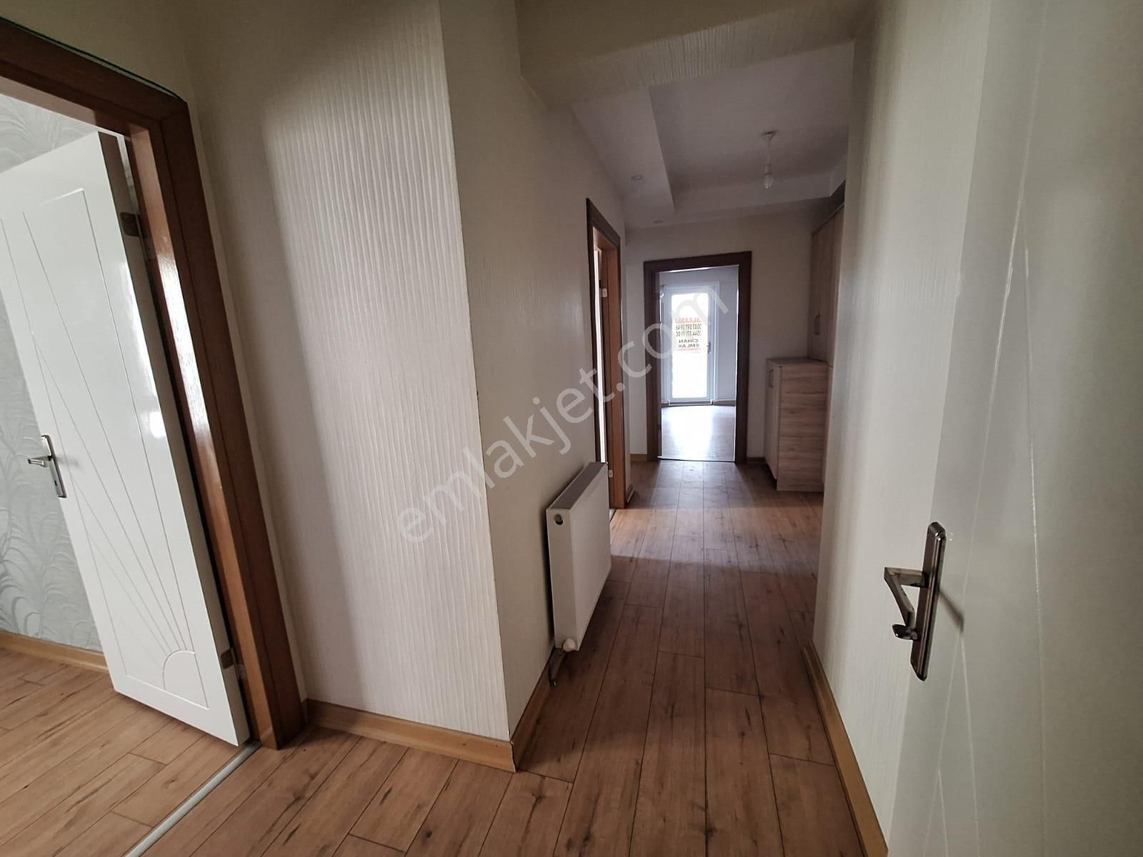 Cihandan Şehit Kübilayda Estergon Cadde Yakını Kiralık 2+1 Daire - Görsel 13