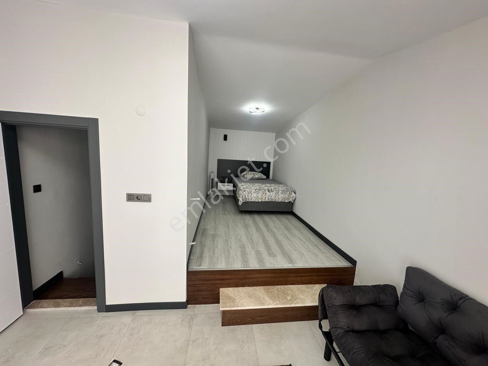 Kuşadası Kadınlar Denizine 150. Mt Mesafede 4+1 Tripleks Satılık Villa - Görsel 18