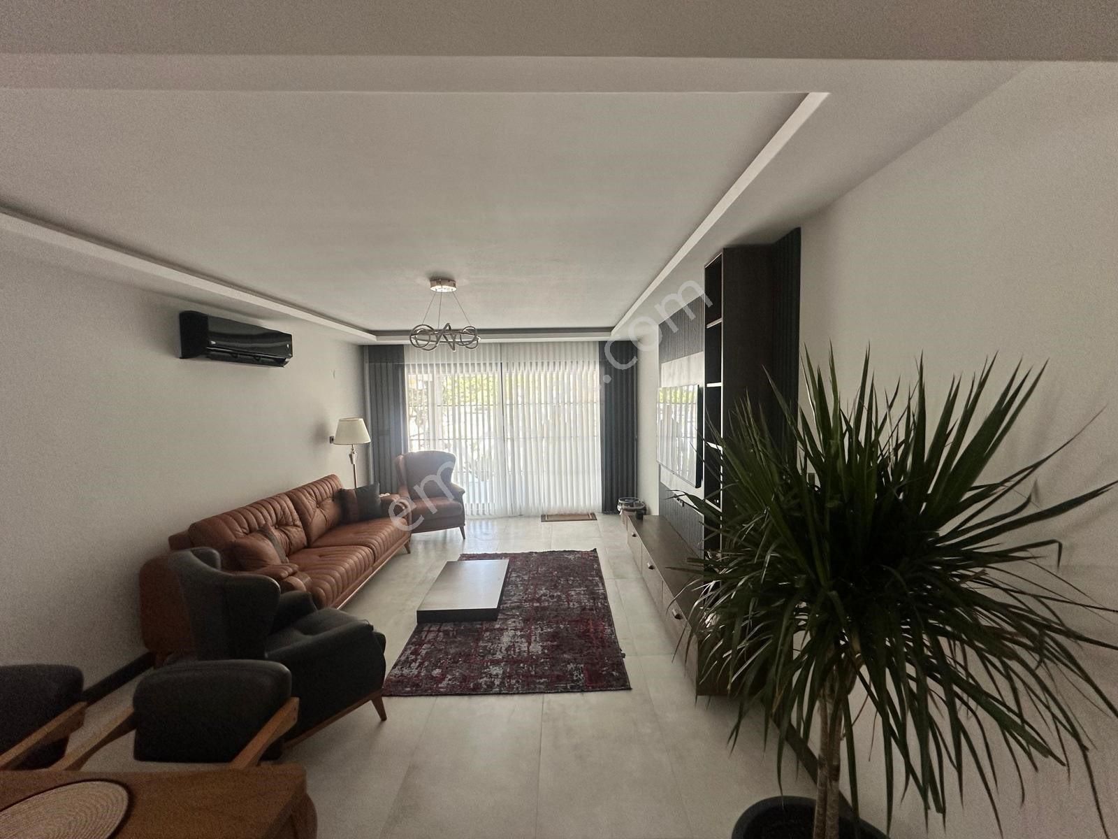 Kuşadası Kadınlar Denizine 150. Mt Mesafede 4+1 Tripleks Satılık Villa - Görsel 7