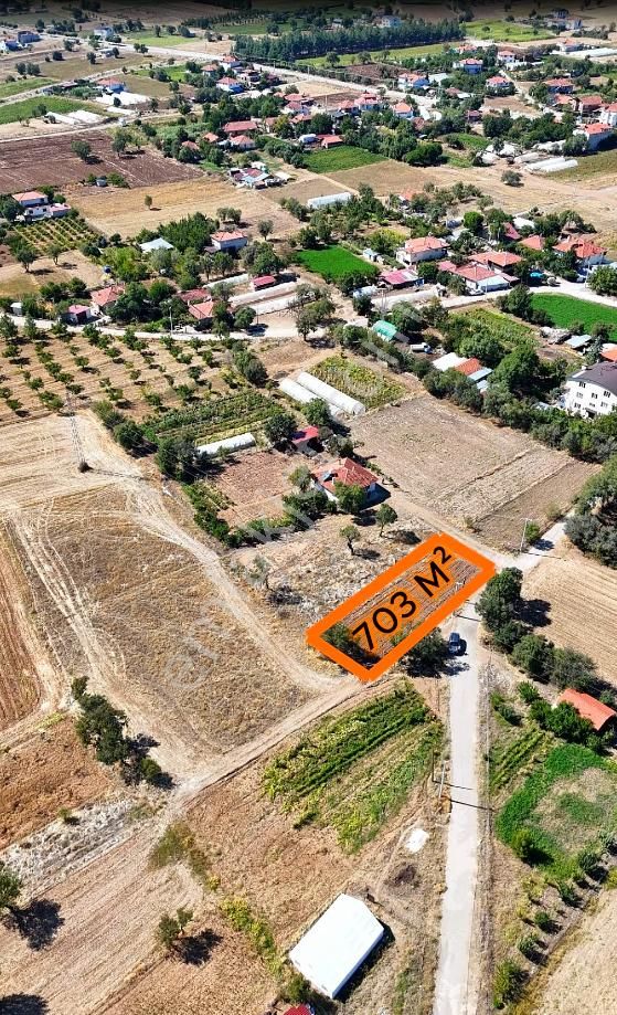 Şahin Emlaktan Denizli Acıpayam Pınaryazı Mah. Köy Yerleşik Alanda Satılık 703 M²arazi - Görsel 4