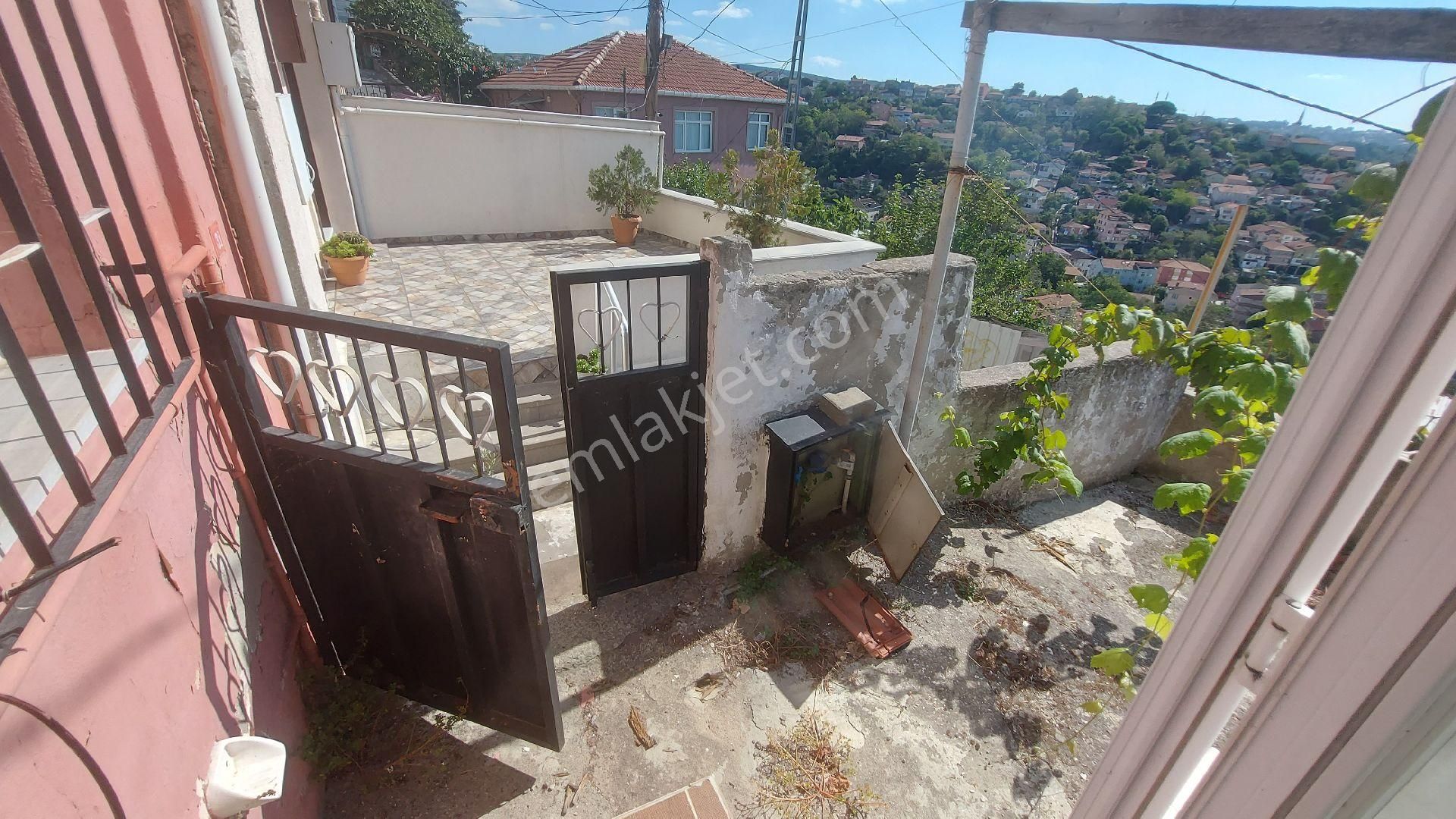Beykoz Gümüşsuyu Deniz Manzaralı Tek Katlı Müstakil Ev - Görsel 25