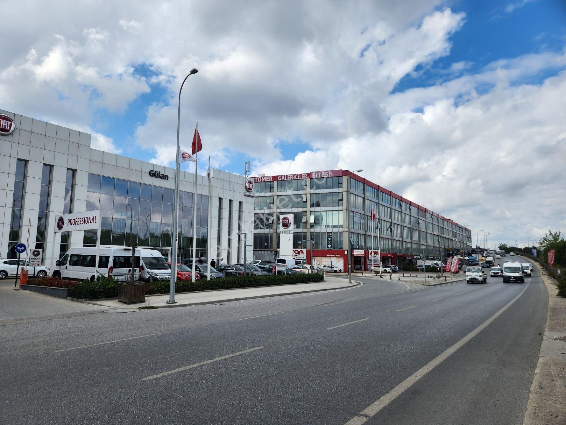 Sancaktepe Otomer Galericeler Sitesinde 7 Metre Cepheli Satılık Dükkan - Görsel 33