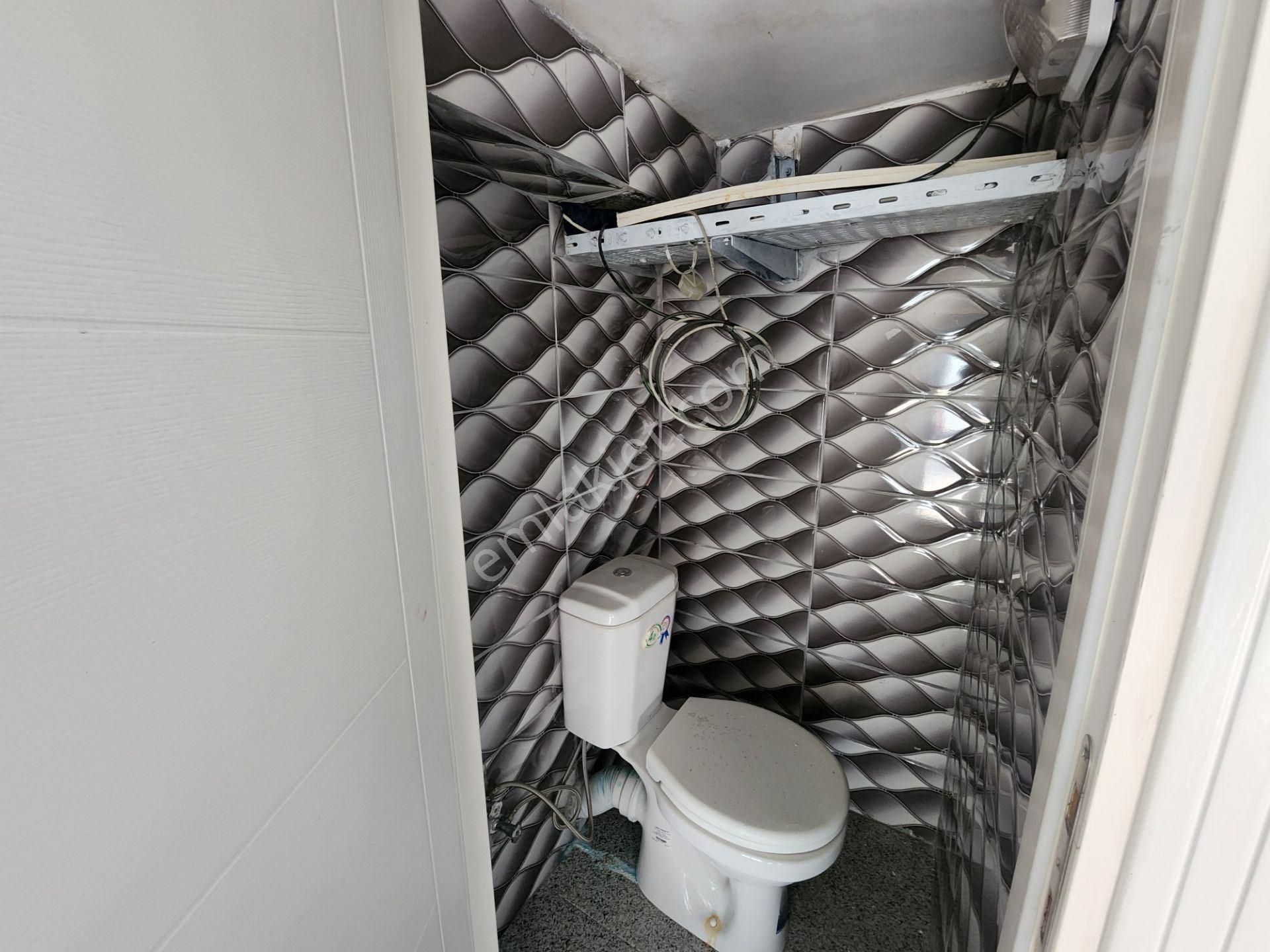 Sancaktepe Otomer Galericeler Sitesinde 7 Metre Cepheli Satılık Dükkan - Görsel 19