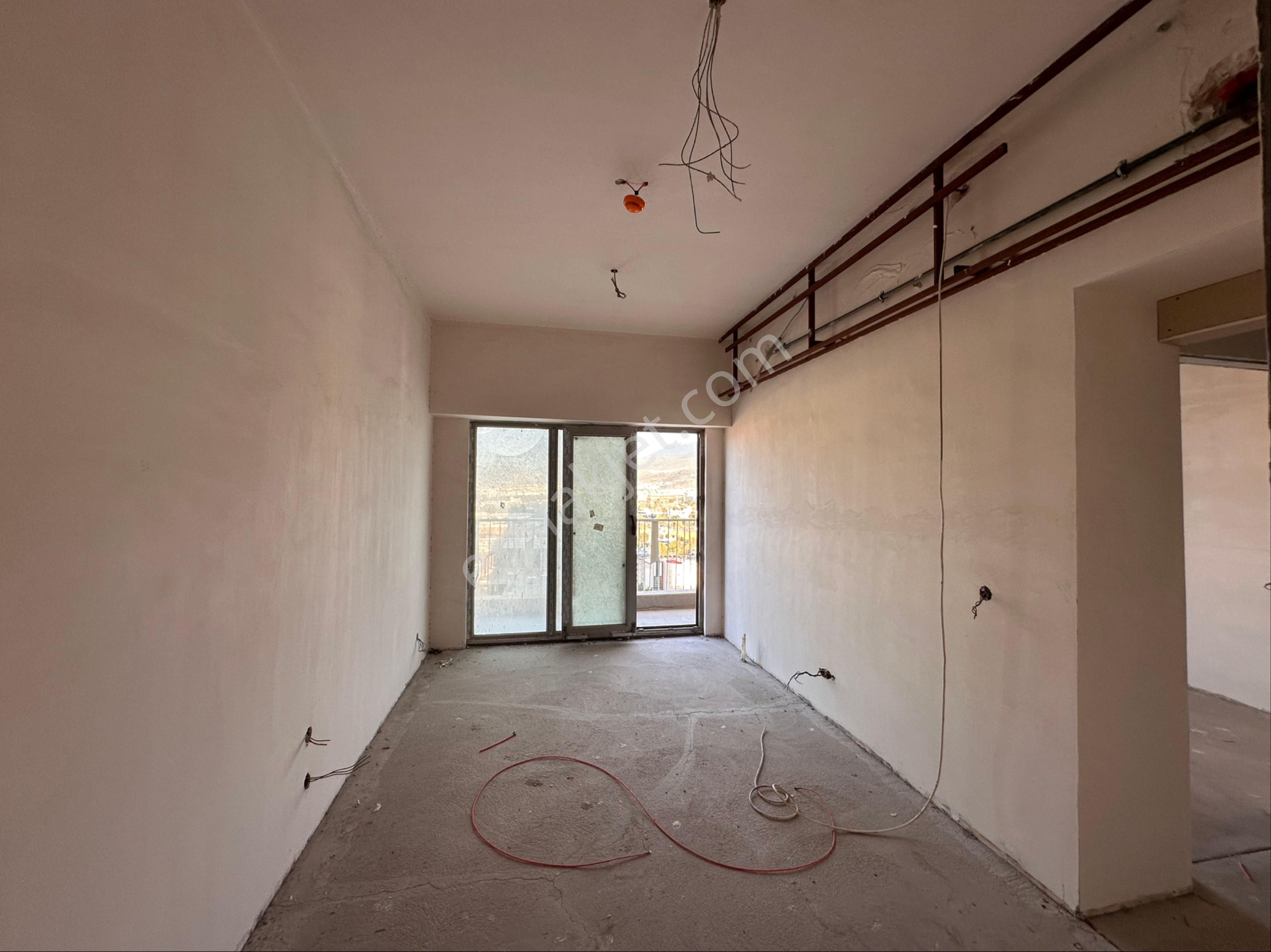 Bornova Poınt Resıdence Satılık 2+1 Daire - Görsel 18