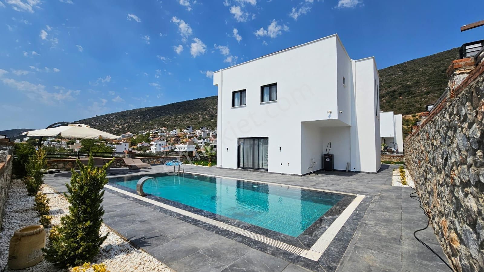 Aydın Didim Akbükte Satılık Havuzlu Müstakil Villa - Görsel 3