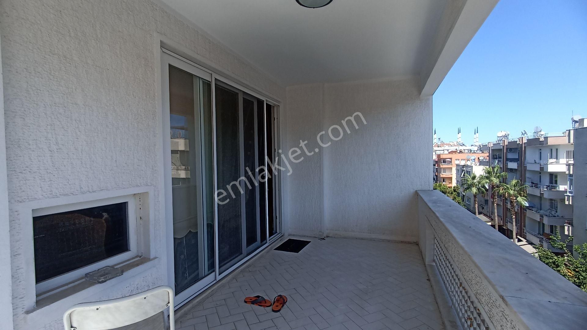 Mehmet Yetkin'den İninü Mahallesinde Eşyalı 4+1 Kiralık Daire - Görsel 7