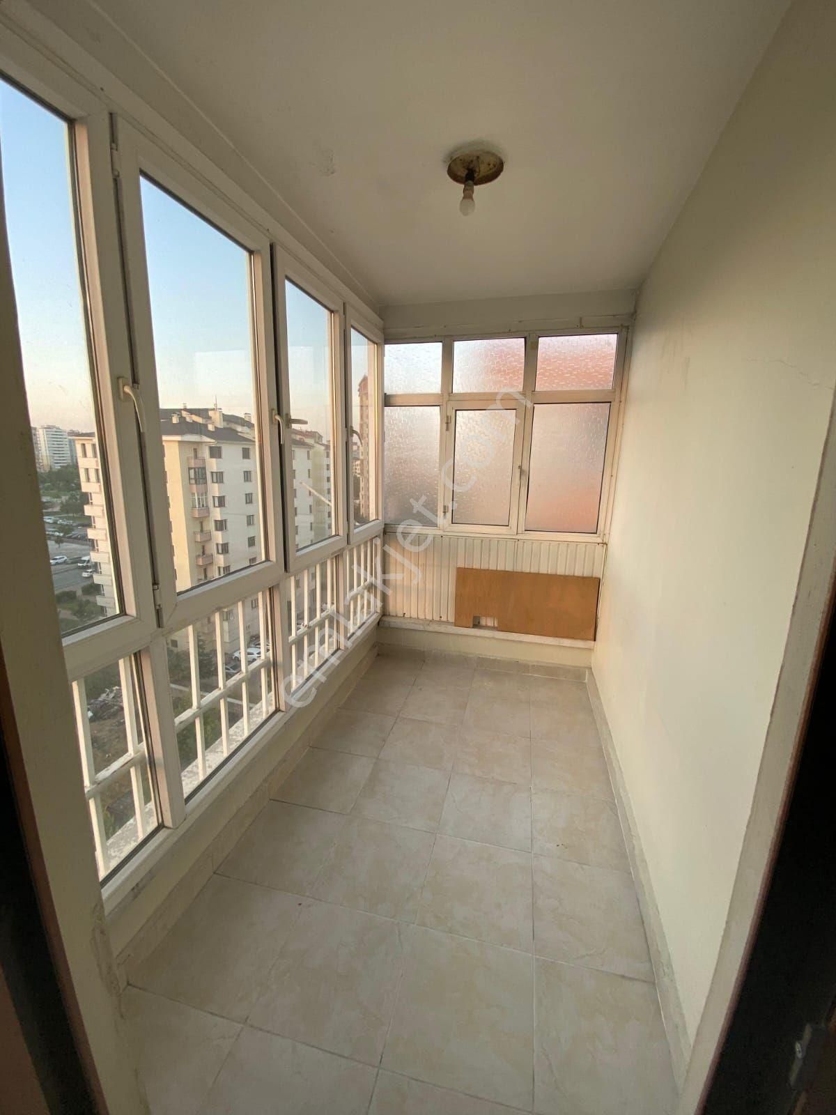 Sivas Caddesinde 2+1 Satılık Daire - Görsel 9