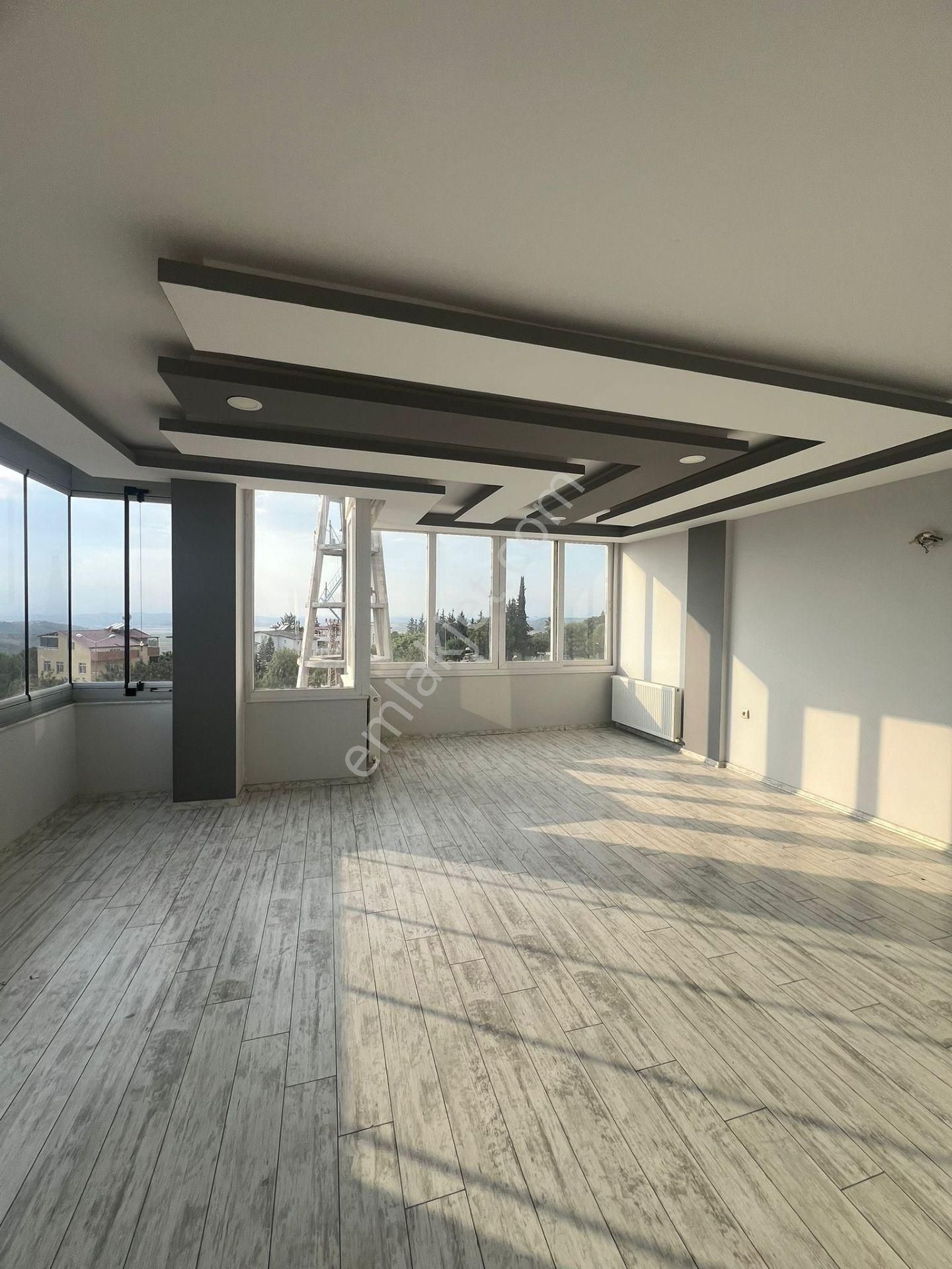 Kulepark~farkıyla~ile~çınarlıda~bulvar~üzeri~göl~manzaralı~3+1 - Görsel 16