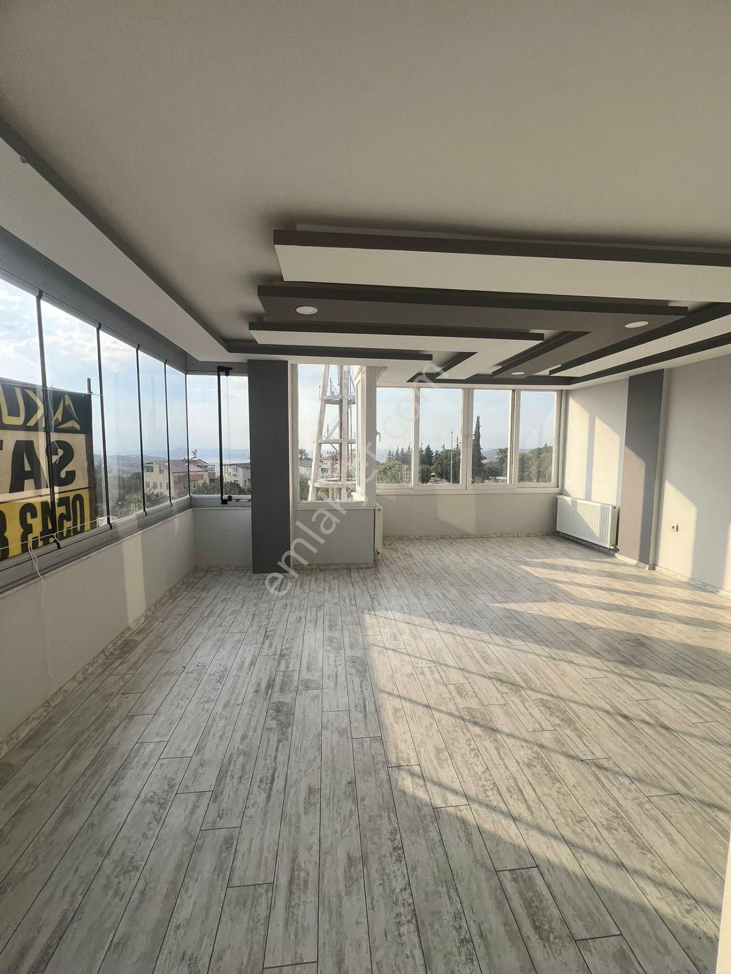 Kulepark~farkıyla~ile~çınarlıda~bulvar~üzeri~göl~manzaralı~3+1 - Görsel 15