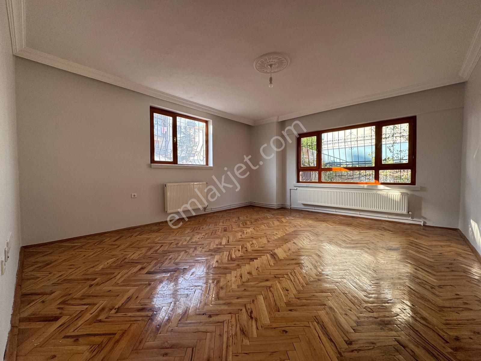 Ufuktepe' De Cadde Üzerinde Masrafsız 4+1 Daire! - Görsel 9