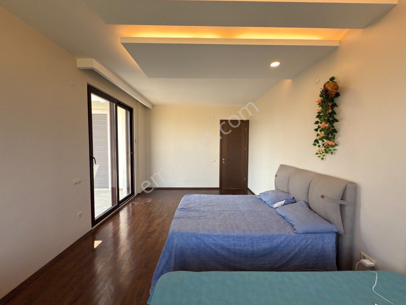 Kuşadası Davutlar'da 2.480m2 Arsa İçinde 5+1 Özel Havuzlu Villa - Görsel 4