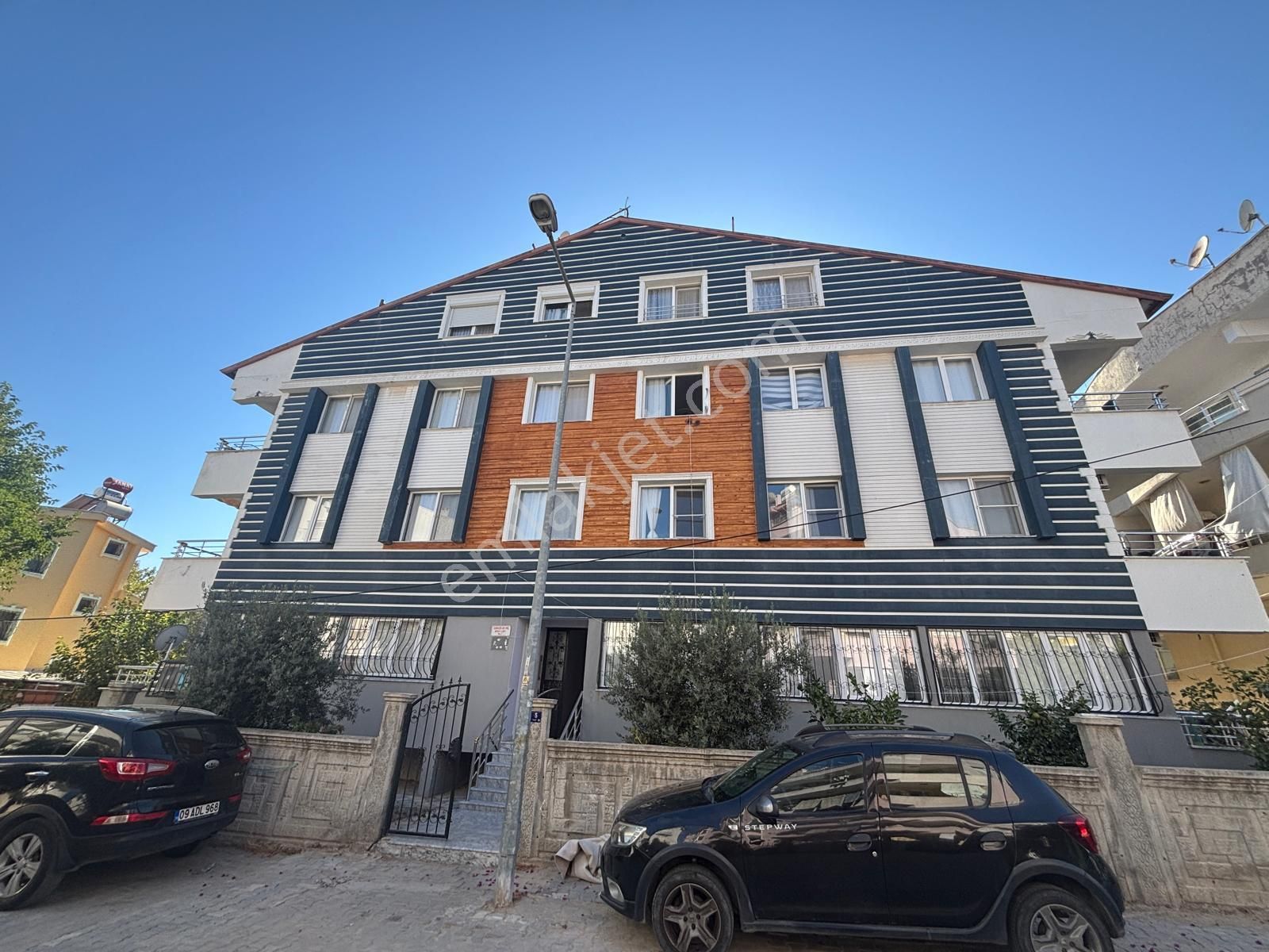 Didim Efelerde 2+1 Yüksek Giriş Daire