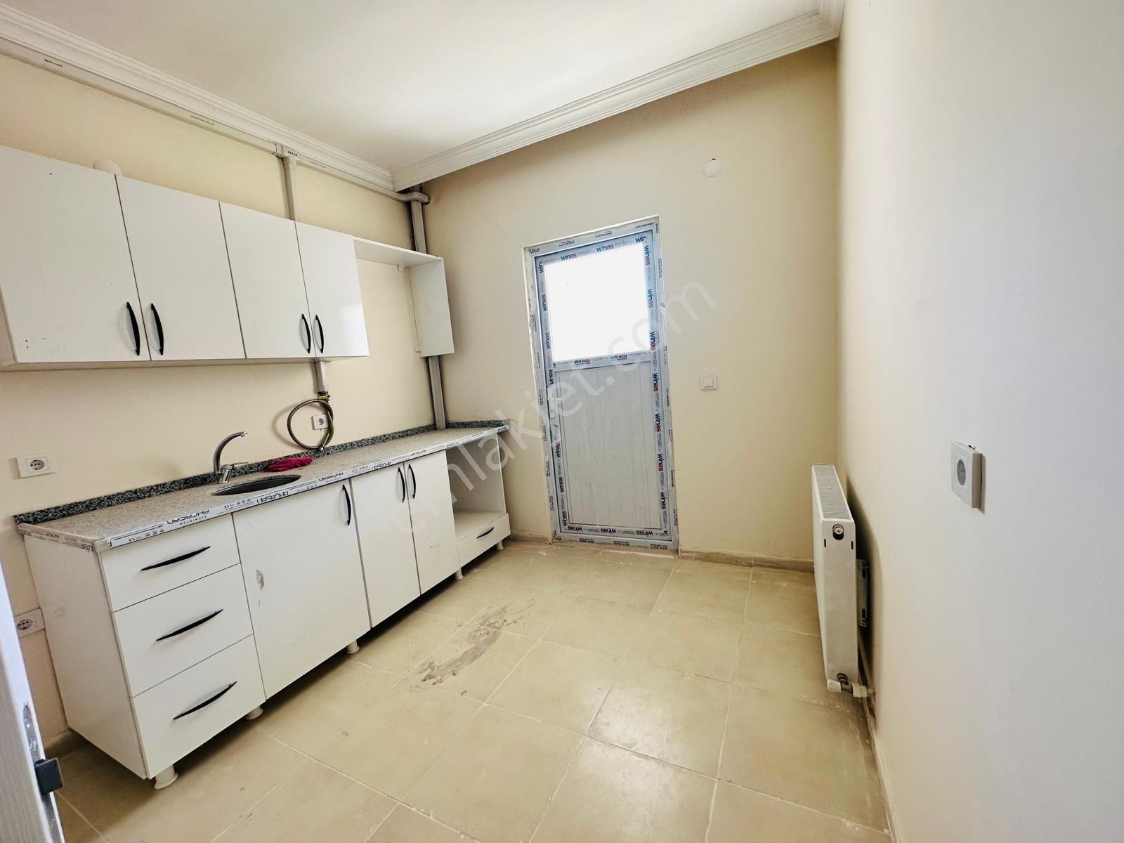 Dinç Emlaktan Satılık 3+1 Daire - Görsel 8