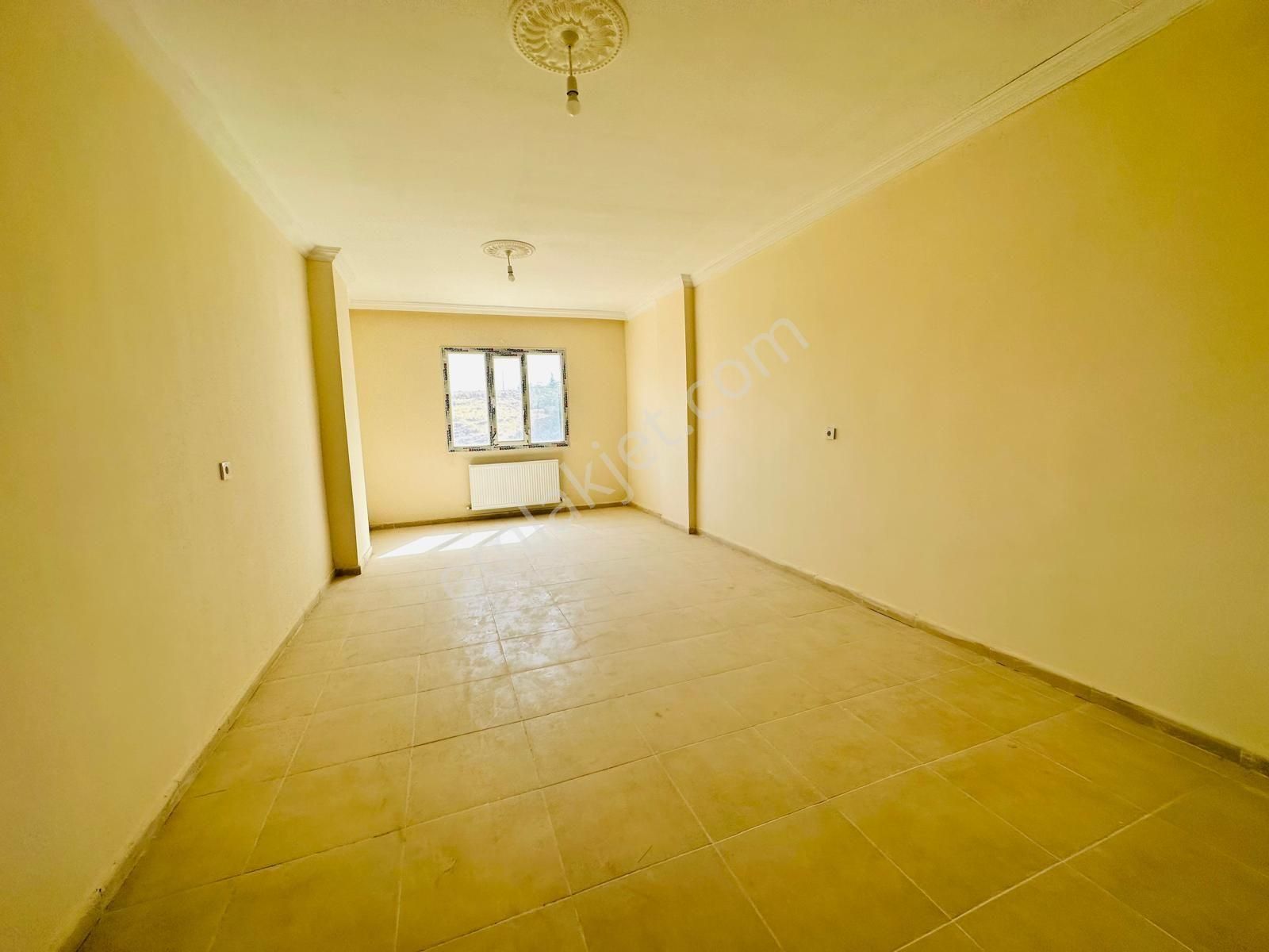 Dinç Emlaktan Satılık 3+1 Daire - Görsel 5