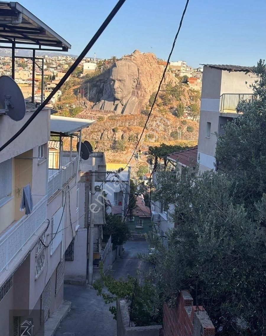 Konak Aziziyede 122 M2 Yatırımlık Satılık Köşe Arsa - Görsel 2