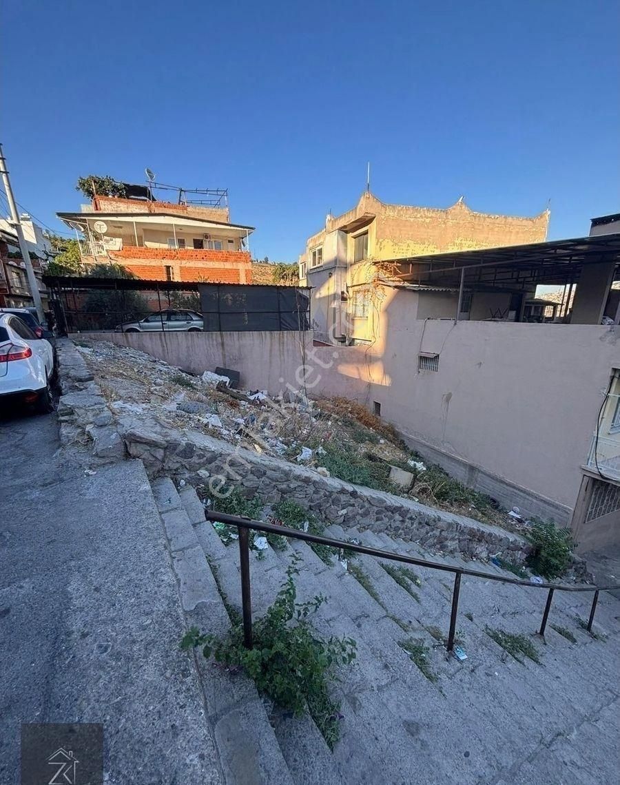 Konak Aziziyede 122 M2 Yatırımlık Satılık Köşe Arsa - Görsel 3