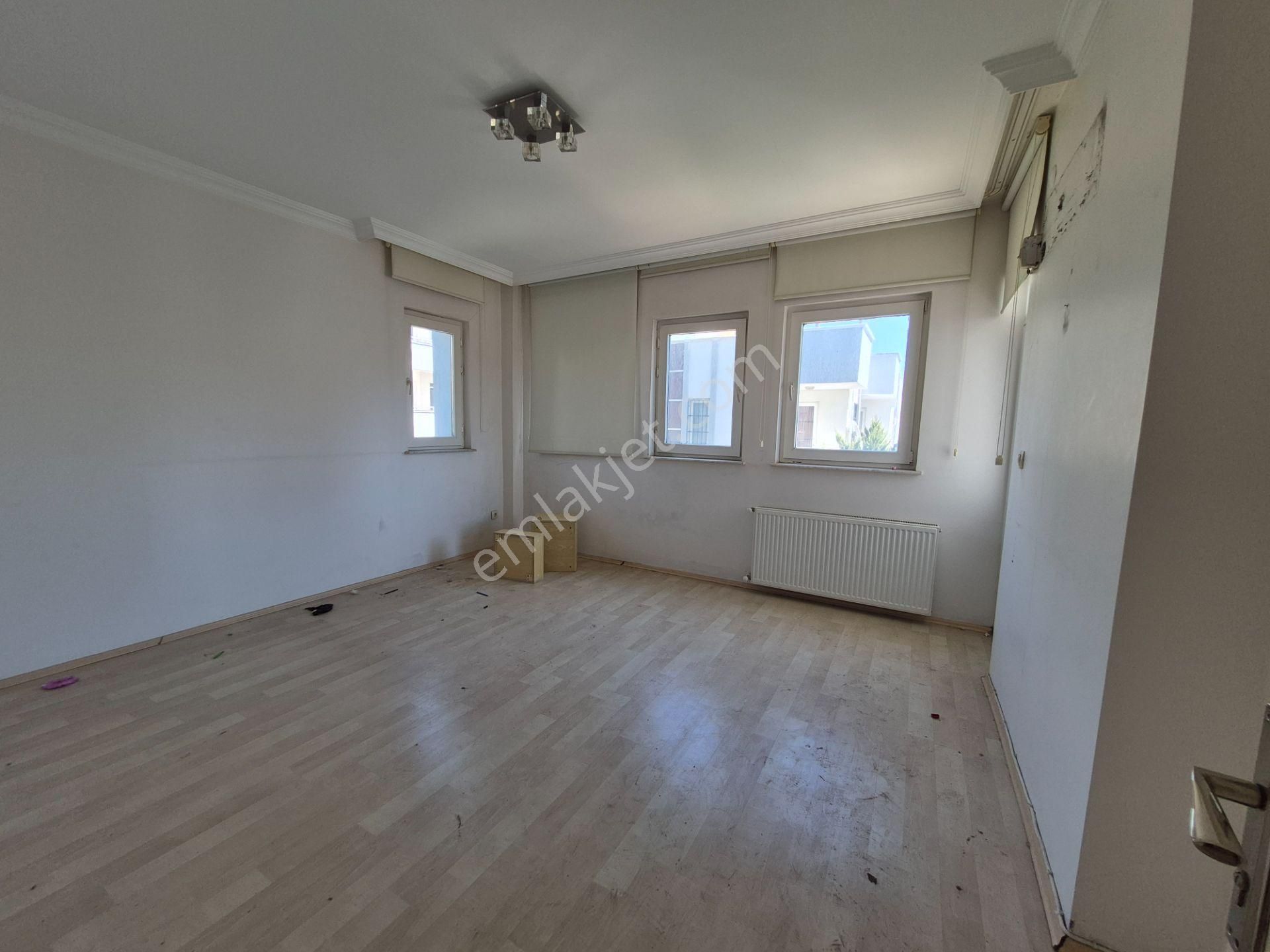 Güzeloba Örnekköy'de Full Deniz Manzaralı Havuzlu Satılık Daire - Görsel 14