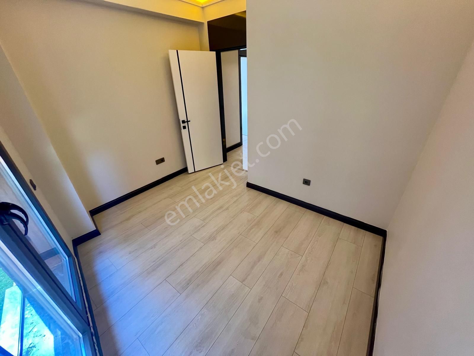 Akçay Aras Emlaktan İkizçayda Ara Kat 1+1 Lüks Daire - Görsel 16