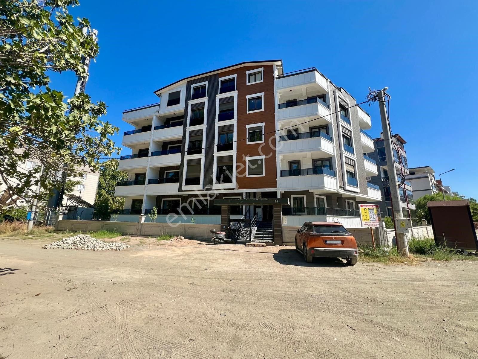 Akçay Aras Emlaktan İkizçayda Ara Kat 1+1 Lüks Daire - Görsel 24