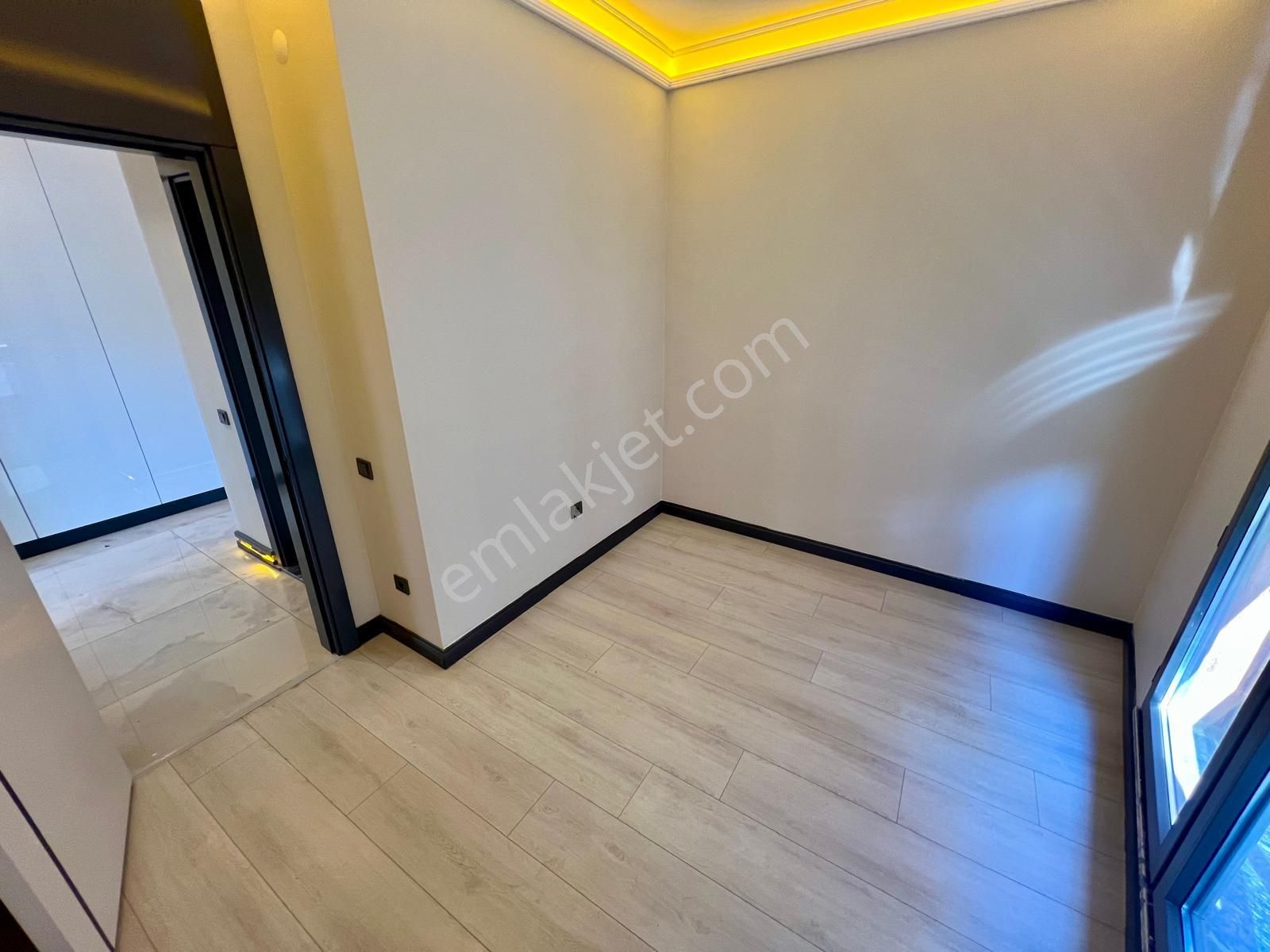 Akçay Aras Emlaktan İkizçayda Ara Kat 1+1 Lüks Daire - Görsel 15
