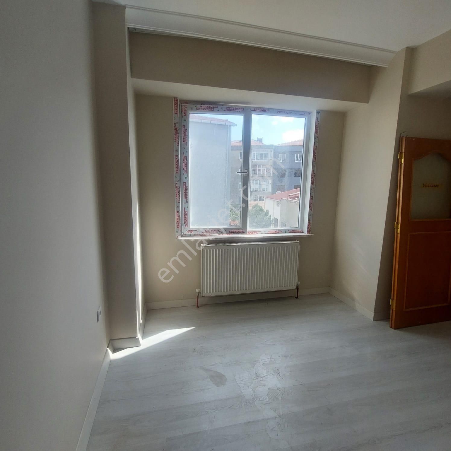 Tarabyaüstü Komple Sıfırlanmış Ulaşım Yakın 2+1 Kiralık Daire - Görsel 15