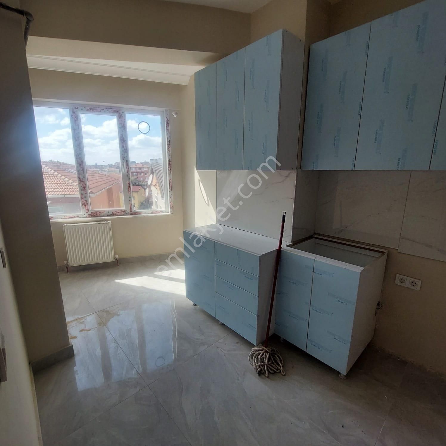 Tarabyaüstü Komple Sıfırlanmış Ulaşım Yakın 2+1 Kiralık Daire - Görsel 9