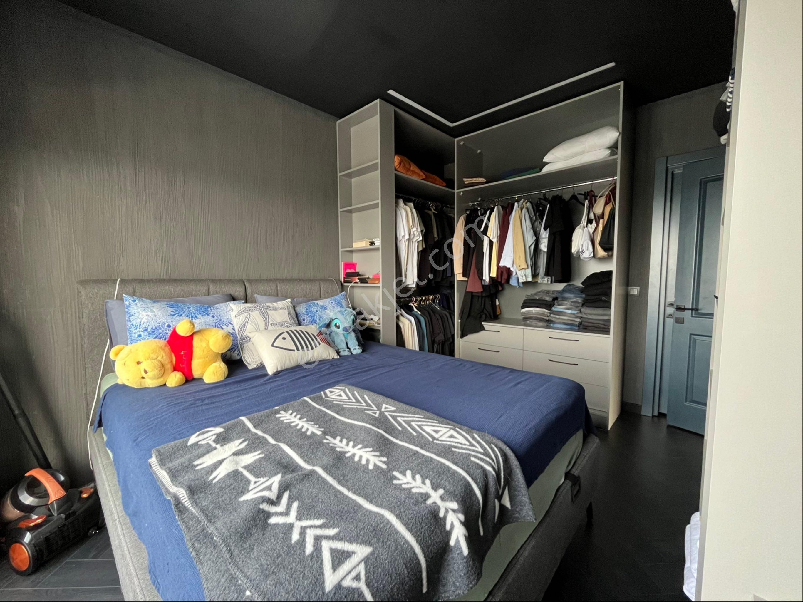 Bahçeşehir Spradon Kulelerinde Özel Teraslı,lüks Eşyalı, Manzaralı 1+1 Satılık Daire - Görsel 21