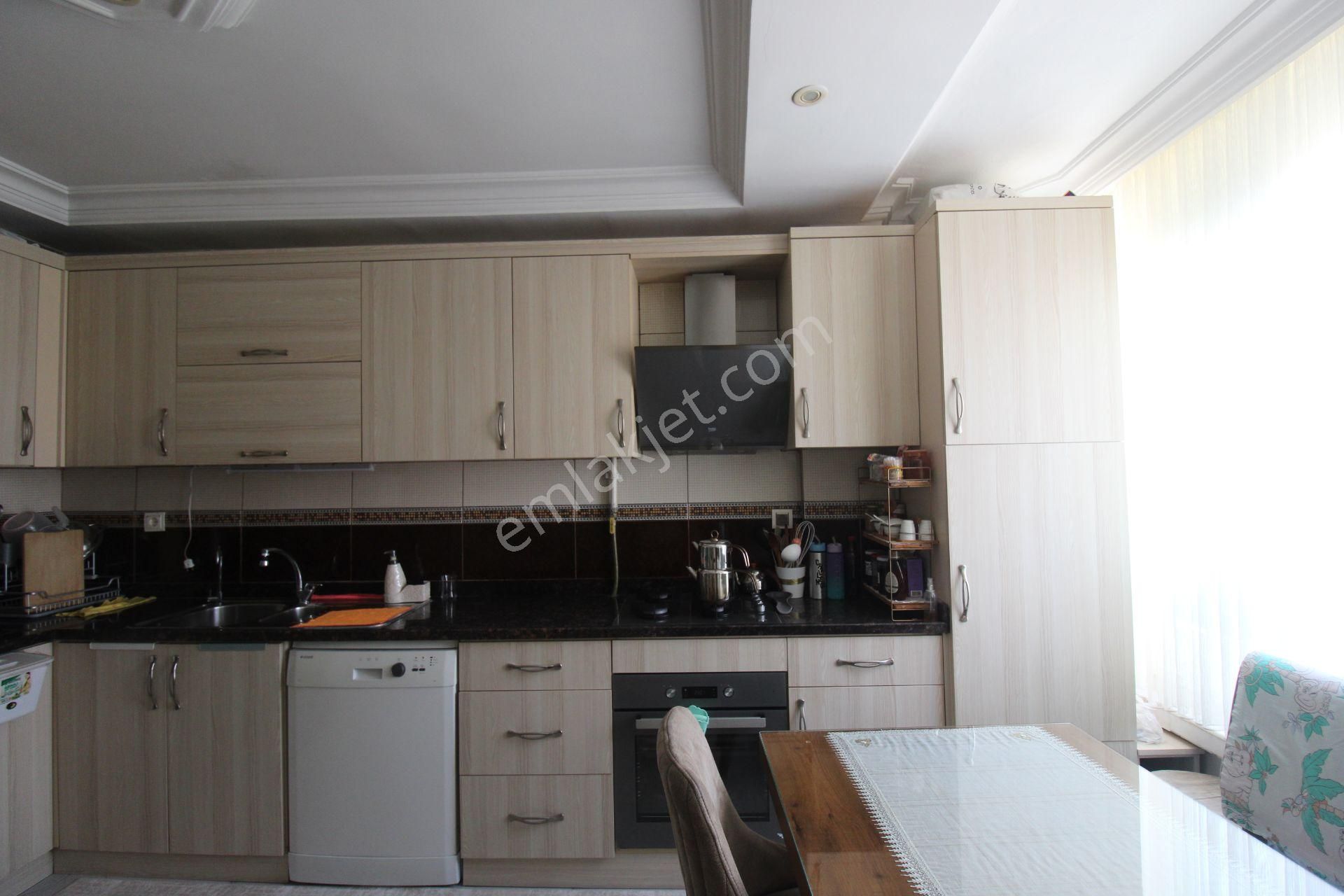 Yeni Mah Merkzde 3+1 Cepheleri Açık Full Yapılı Doğalgazlı Daire - Görsel 2