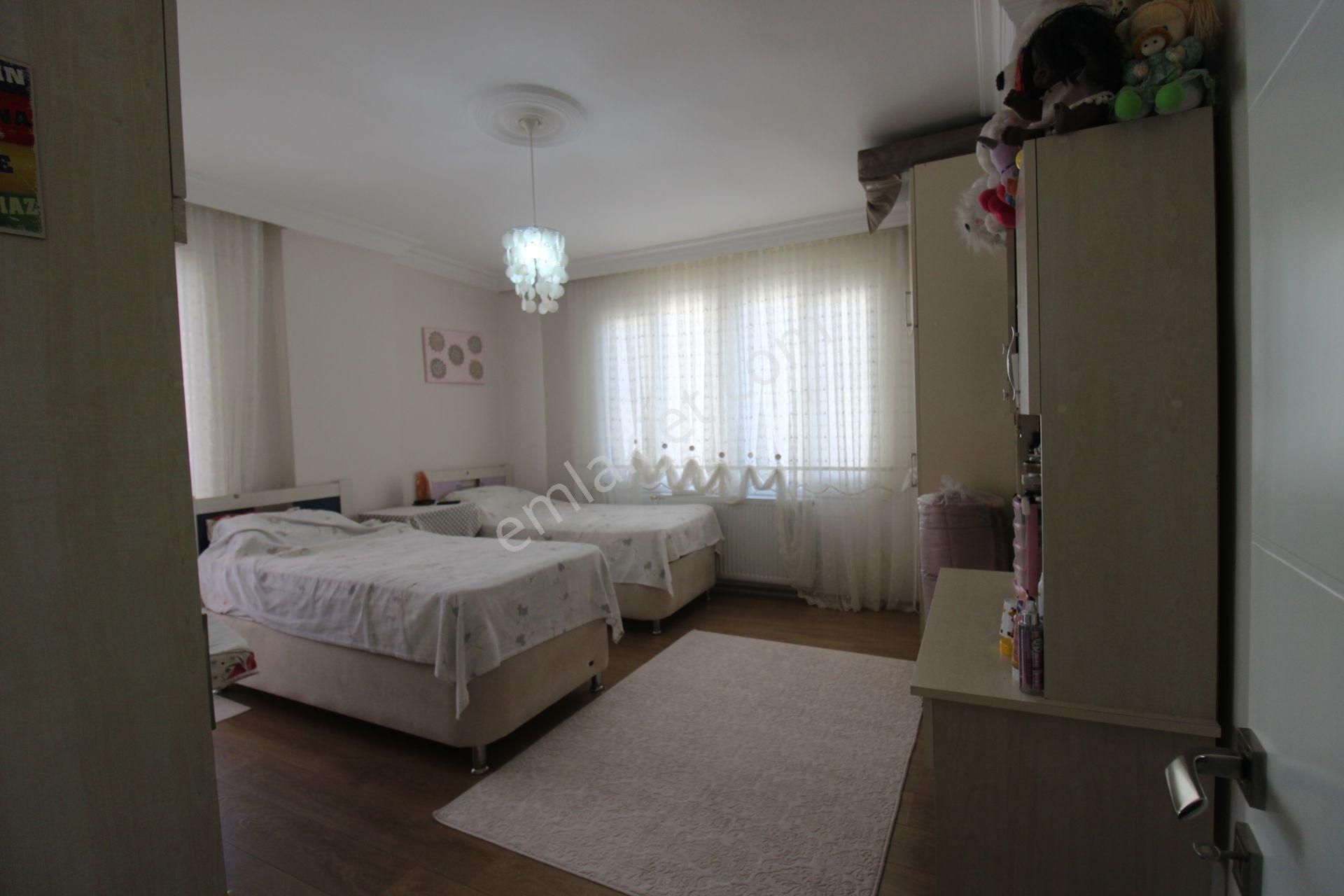 Yeni Mah Merkzde 3+1 Cepheleri Açık Full Yapılı Doğalgazlı Daire - Görsel 13
