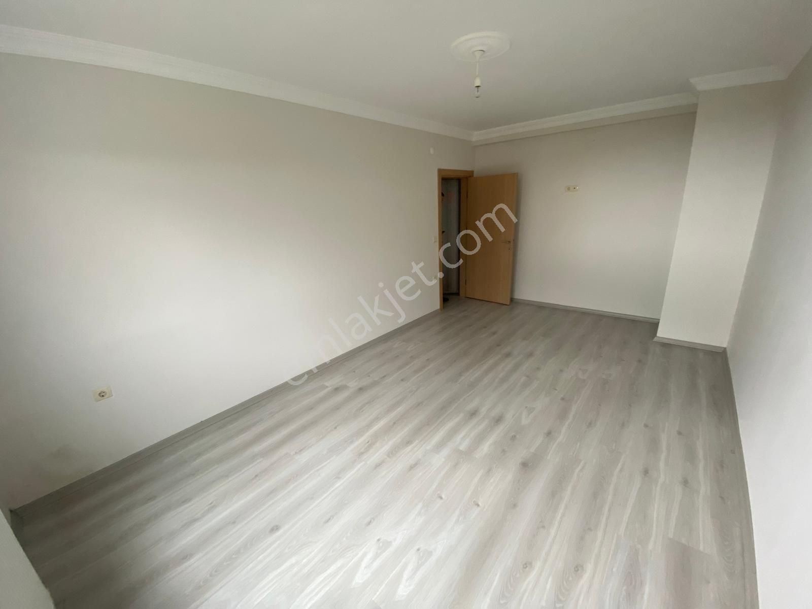 Trabzon Kanuni Mahallesinde Kiralık 3+1 Daire - Görsel 14