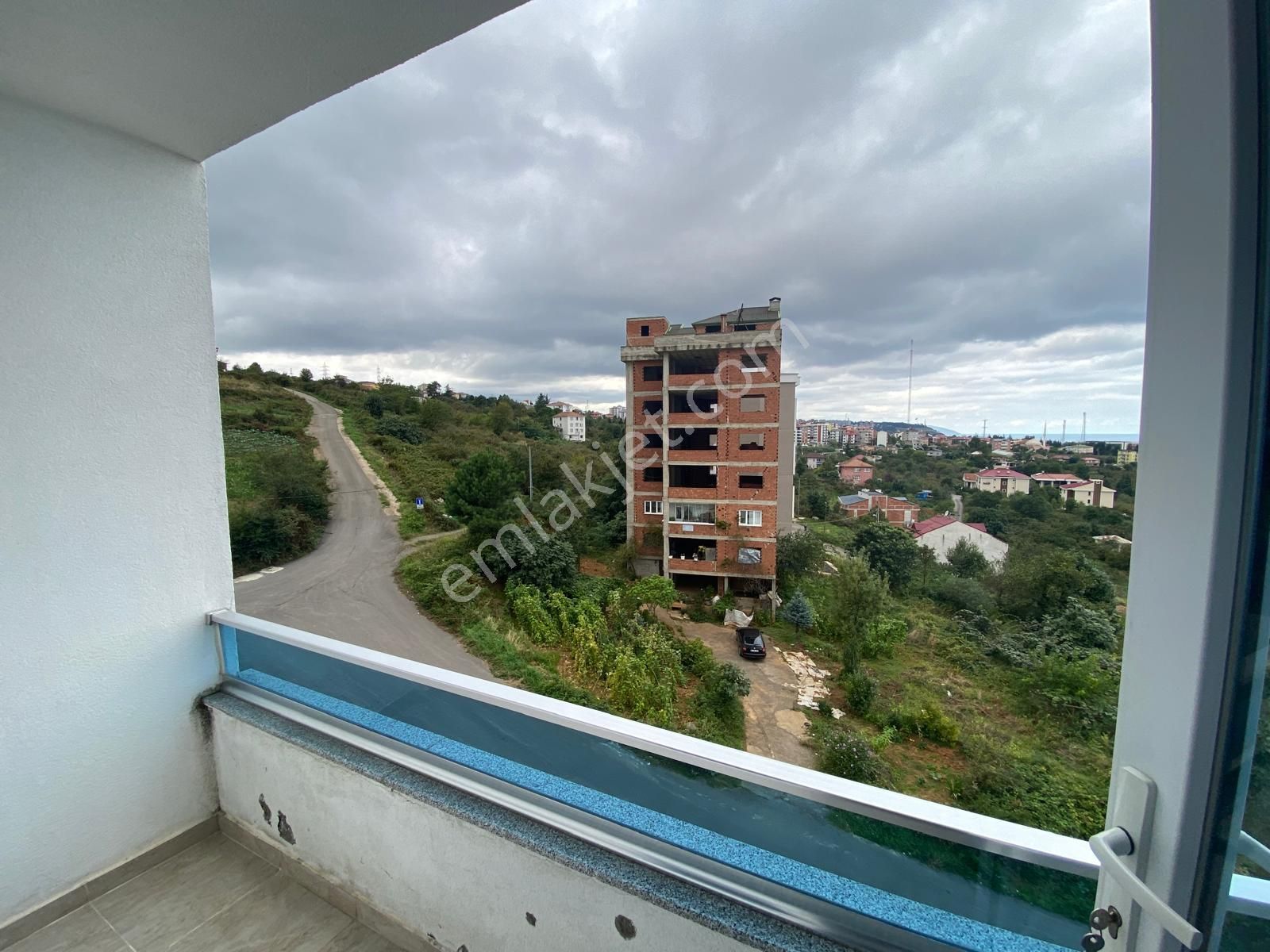 Trabzon Kanuni Mahallesinde Kiralık 3+1 Daire - Görsel 16