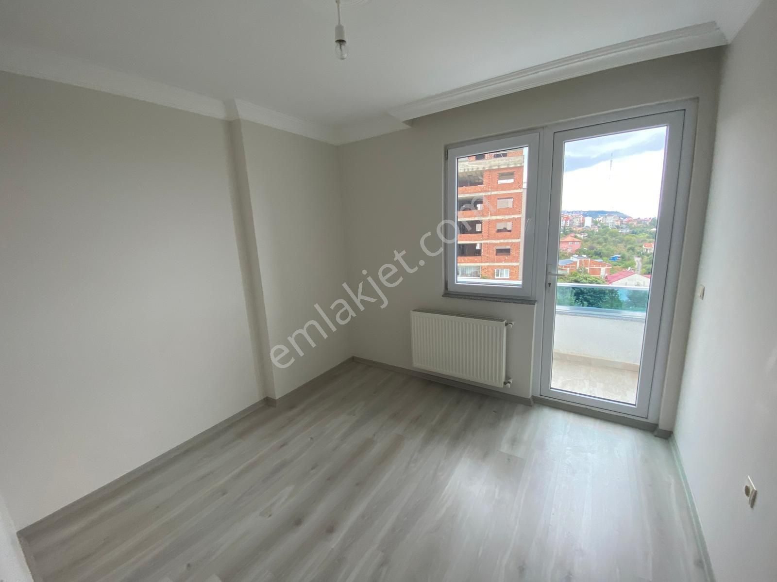 Trabzon Kanuni Mahallesinde Kiralık 3+1 Daire - Görsel 15