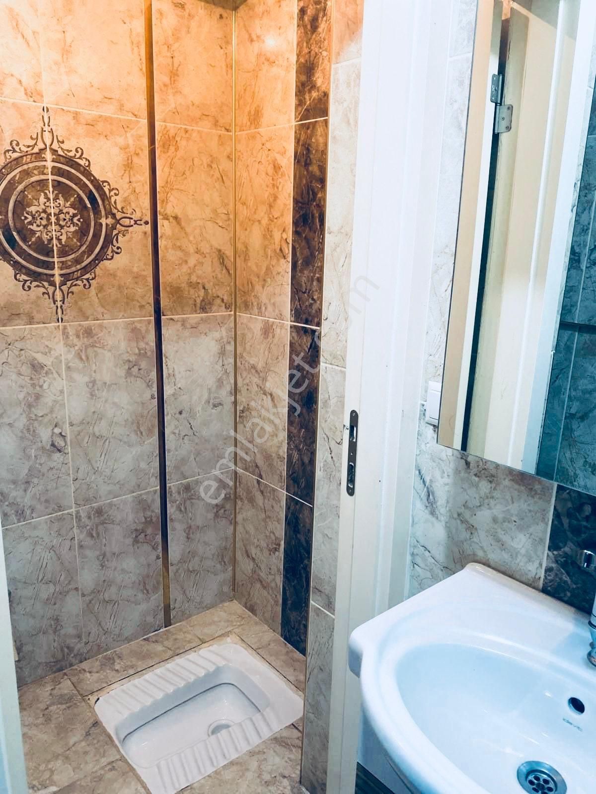 Beşikkaya'da Manzaralı Asansörlü Çift Girişli 4+1 Satılık Dubleks !! - Görsel 12