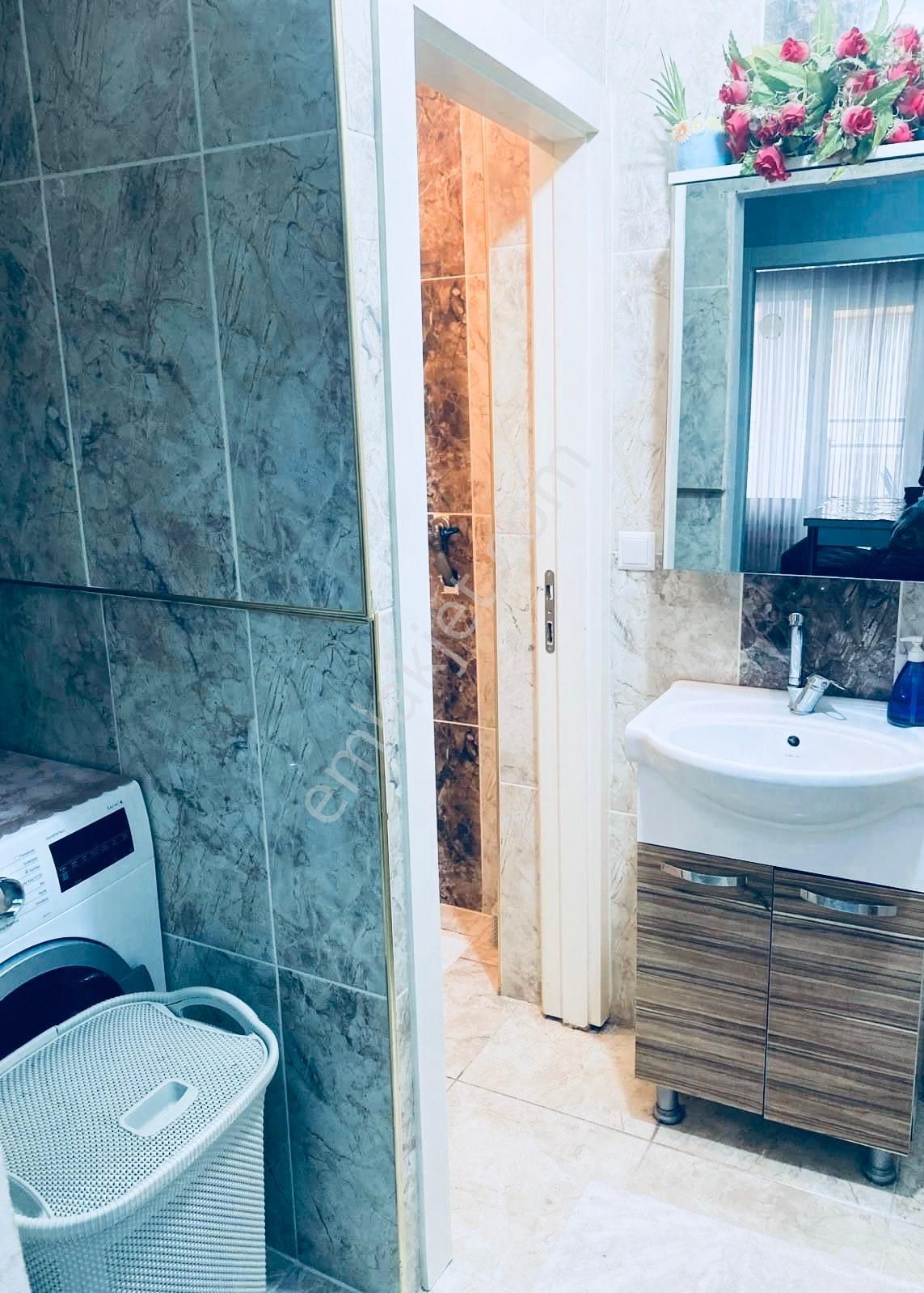 Beşikkaya'da Manzaralı Asansörlü Çift Girişli 4+1 Satılık Dubleks !! - Görsel 13