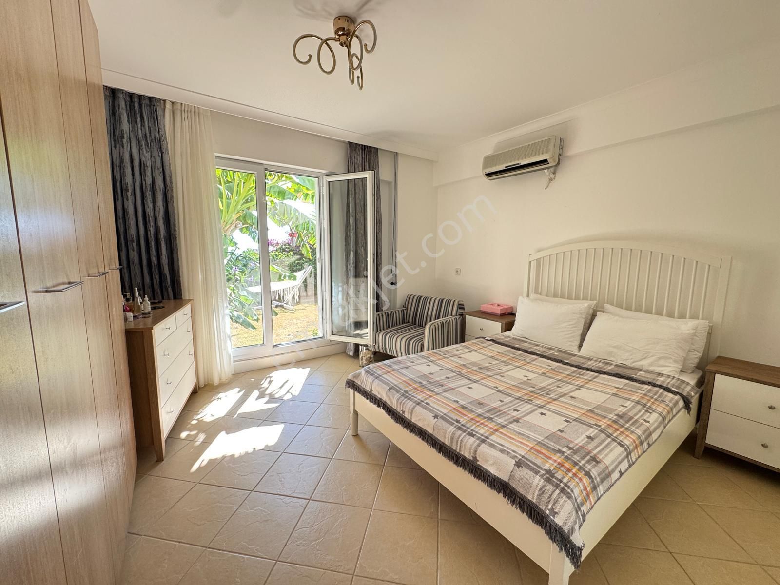 Agr Group'tan Kale Ve Deniz Manzaralı 2+1 Bahçe Katı Daire - Görsel 13