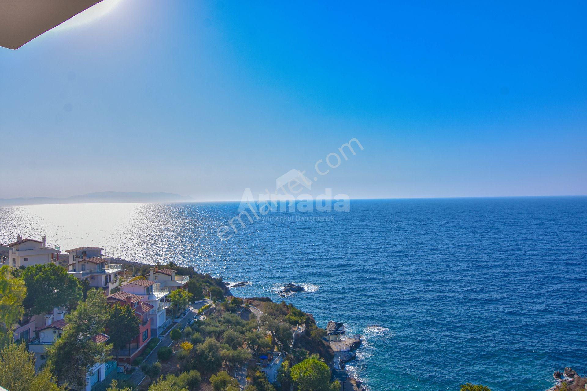 Kuşadası Öz Dostlar Sitesi'nde Denize Sıfır Eşyalı Villa - Görsel 18