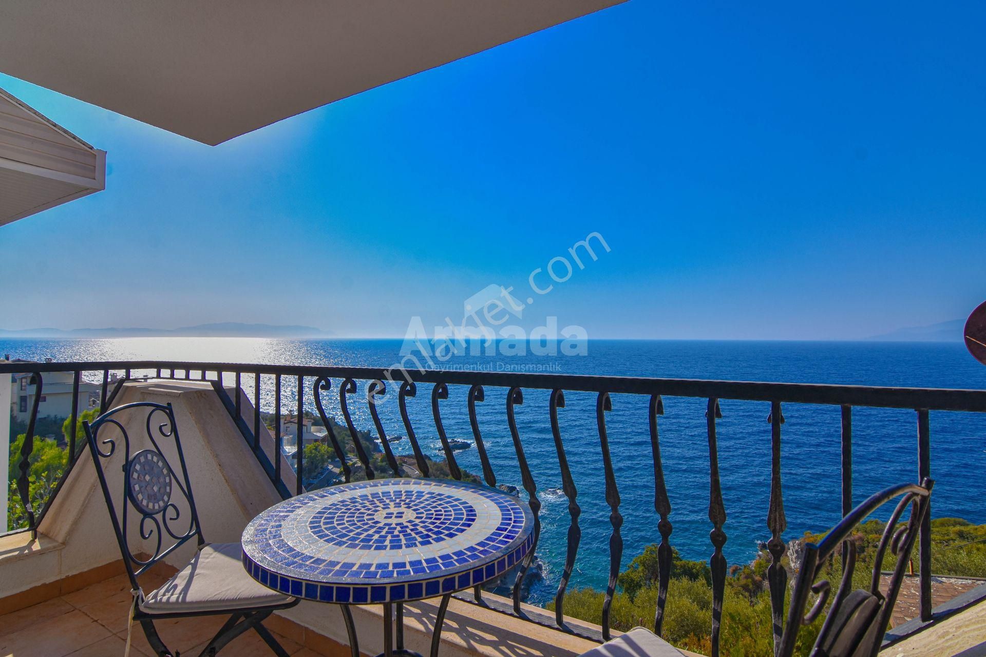 Kuşadası Öz Dostlar Sitesi'nde Denize Sıfır Eşyalı Villa - Görsel 19