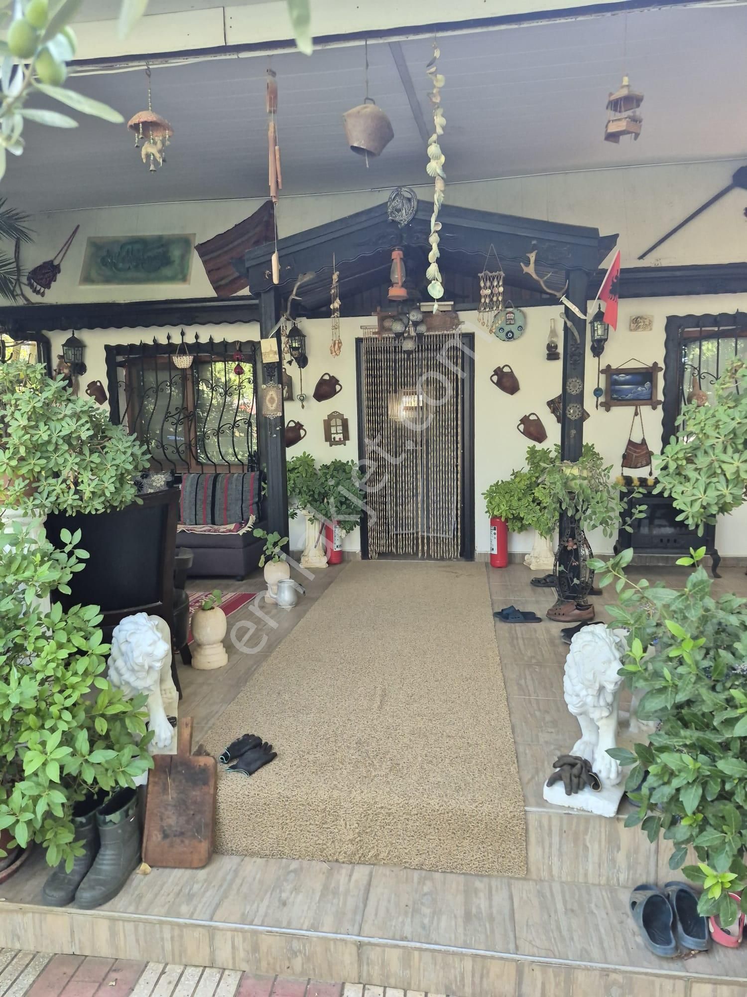 Bursa İznik Müşküle De Göl Kıyısında Eşsiz Konumda Butik Hotel