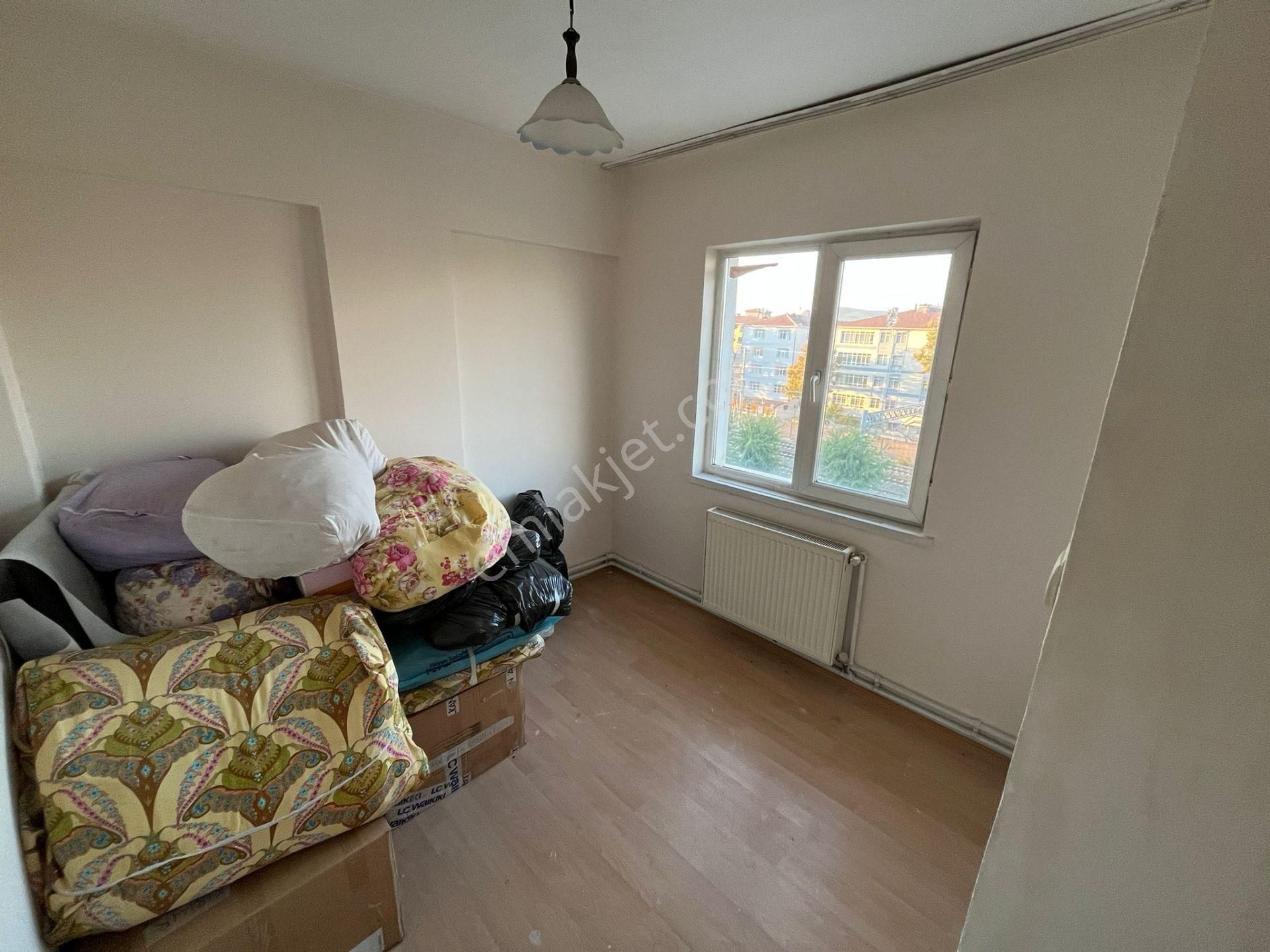 Mareşal Çakmak Mh De 3+1 Yapılı Katta Daire - Görsel 18