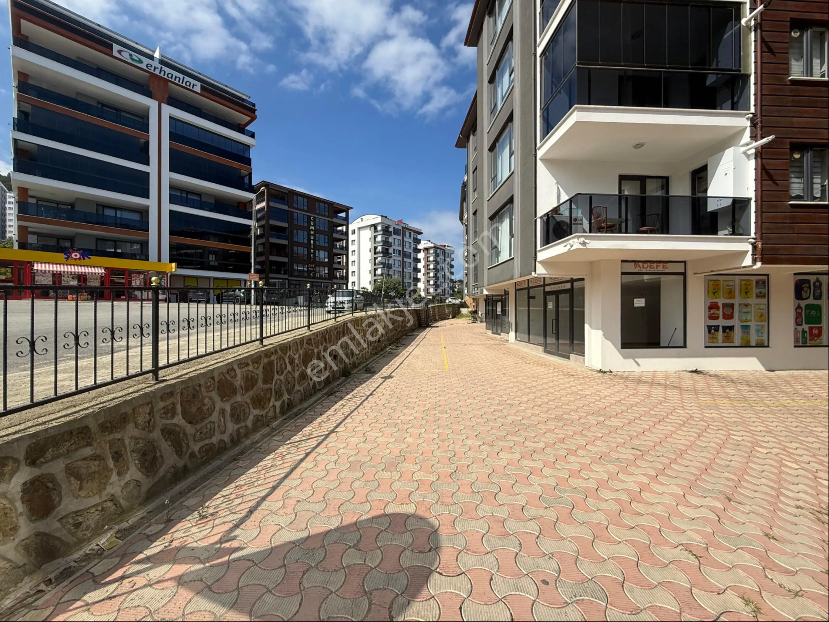 Erikliman’ın En Canlı Noktasında, Kiracılı 125 M² Satılık Dükkan/mağaza - Görsel 2