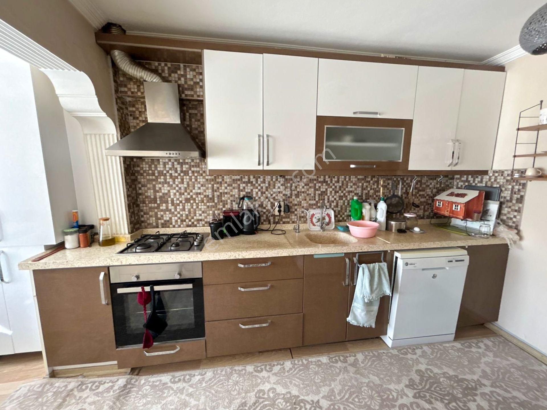 No:10 Gayrimenkul’den Altınova Merkezde, Postane Yanı 4+1 – 135 M² Brüt / 115 M² Net –fırsat Daire - Görsel 7